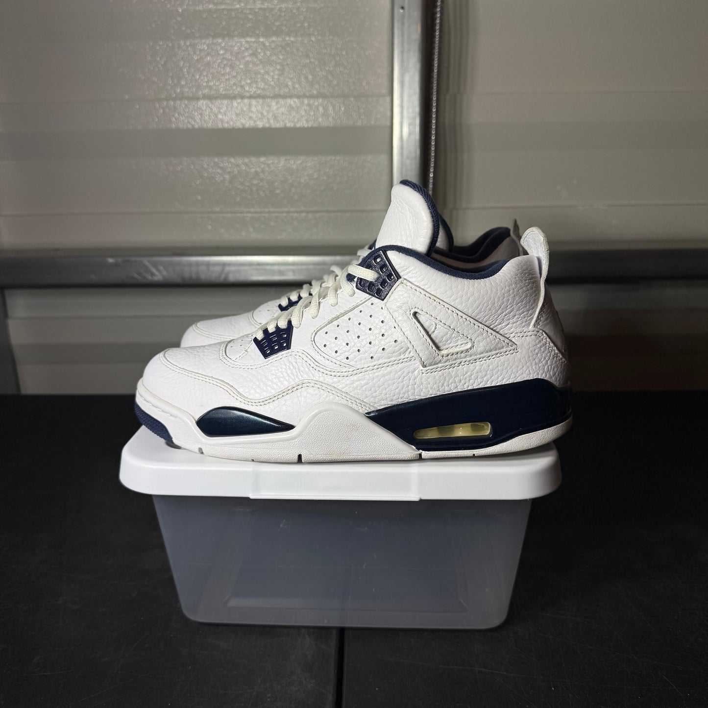 Size 8.5 - AJ 4 Columbia