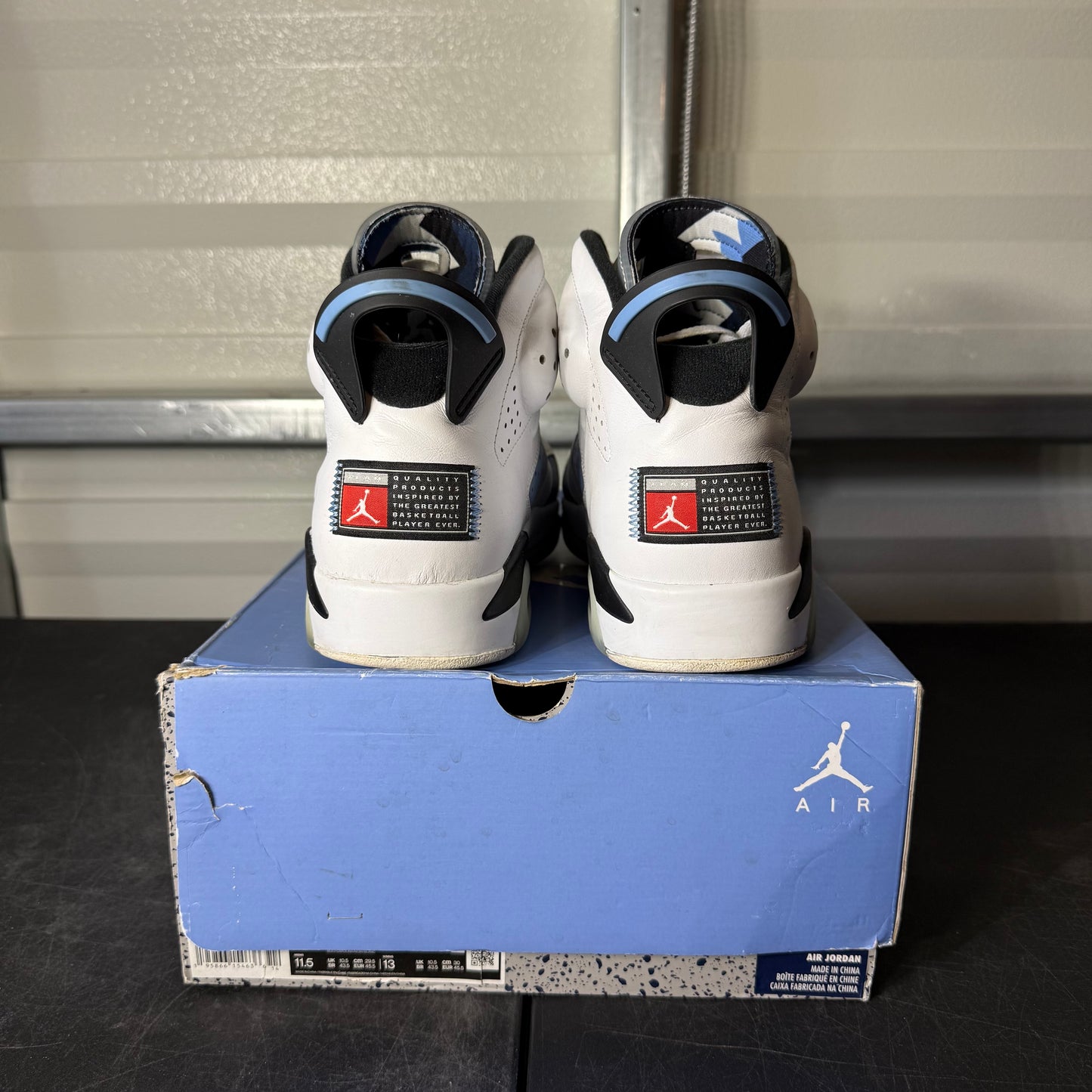 Size 11.5 - AJ 6 UNC