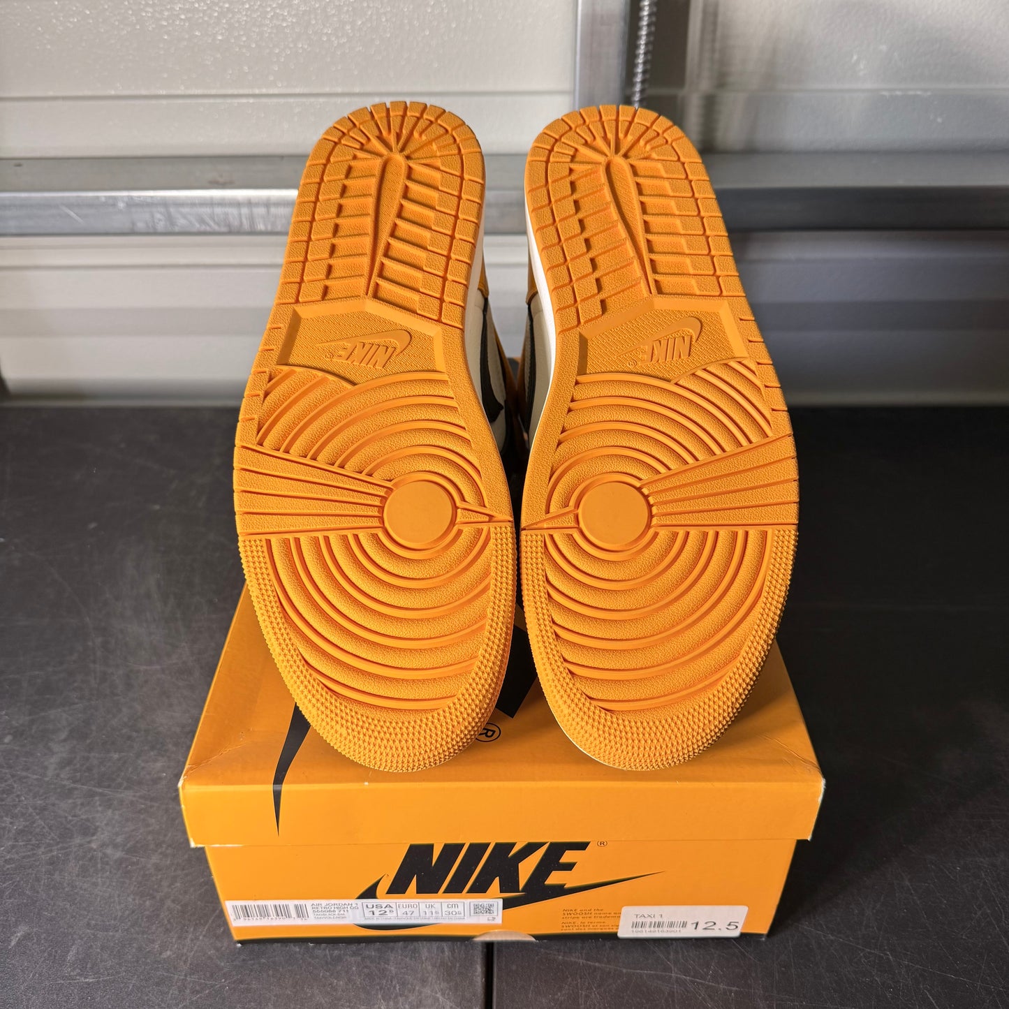 Size 12.5 - AJ 1 Taxi