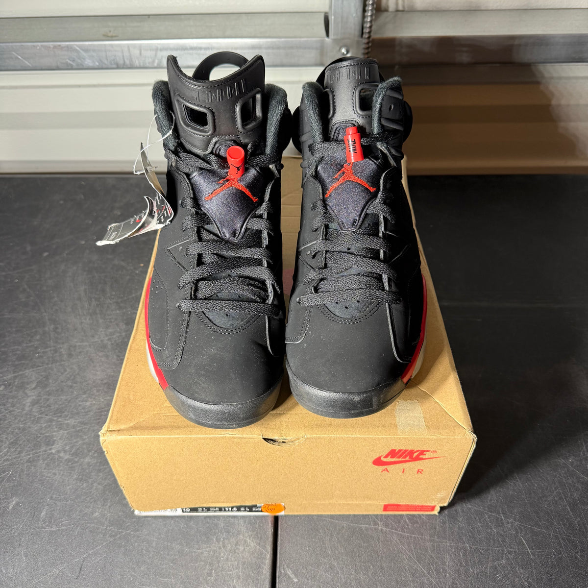 Size 10 - AJ 6 Infrared