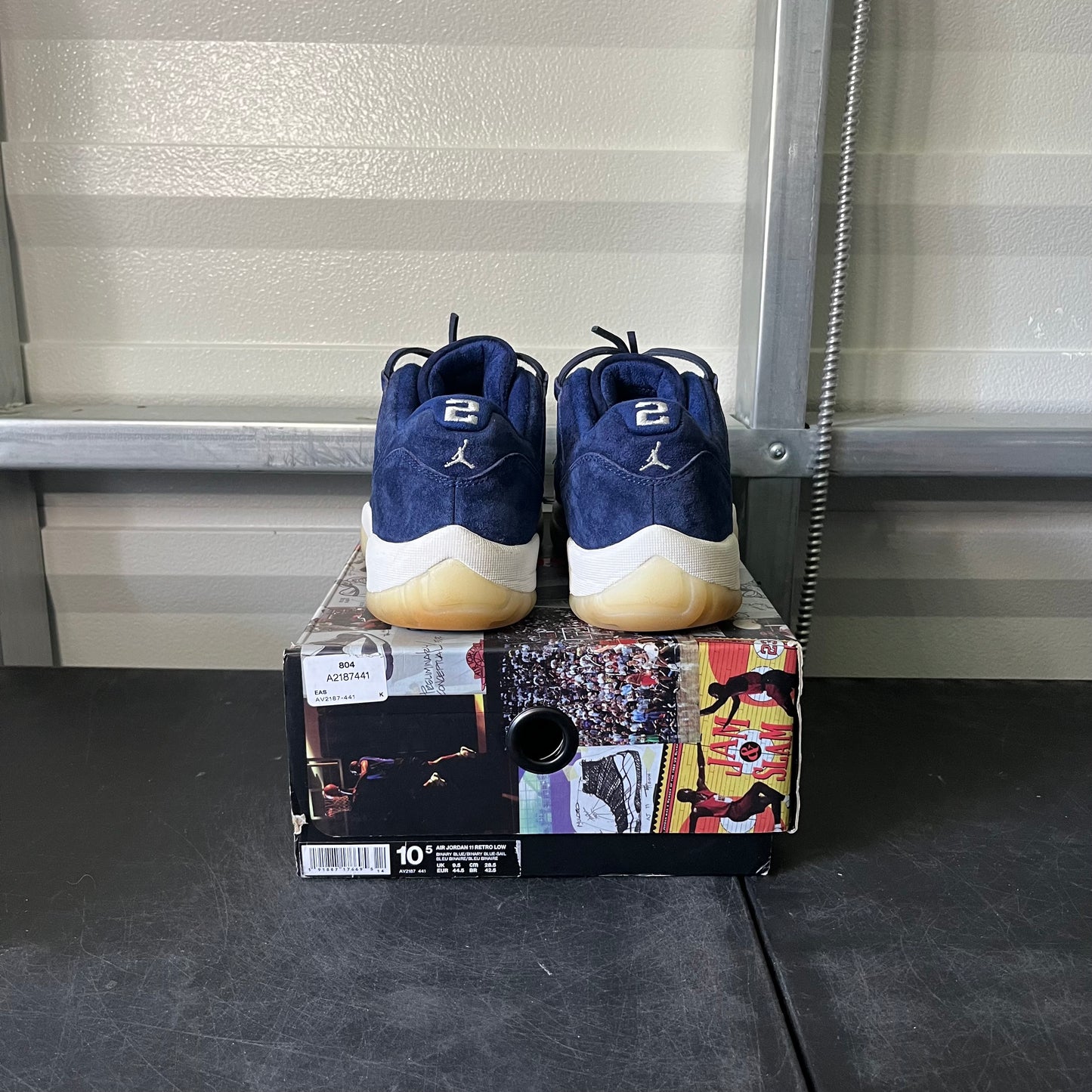 Size 10.5 - AJ 11 Low Derek Jeter