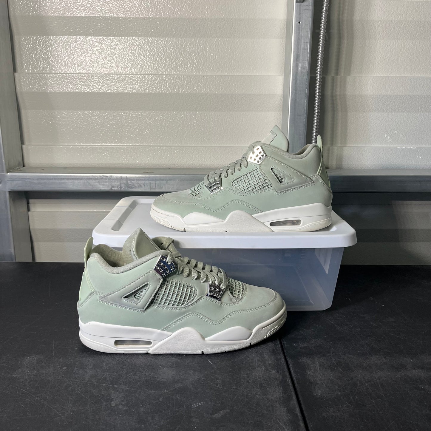 Size 11.5W - AJ 4 Seafoam