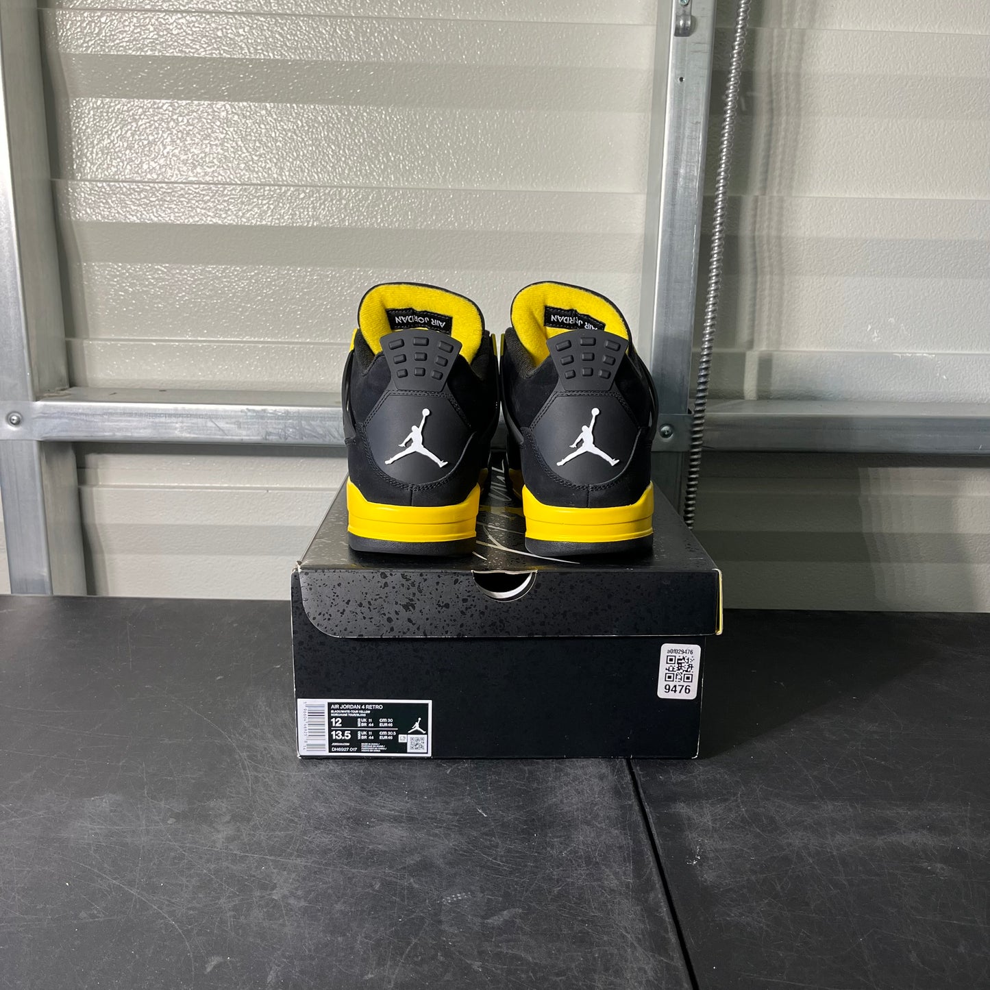 Size 12 - AJ 4 Thunder