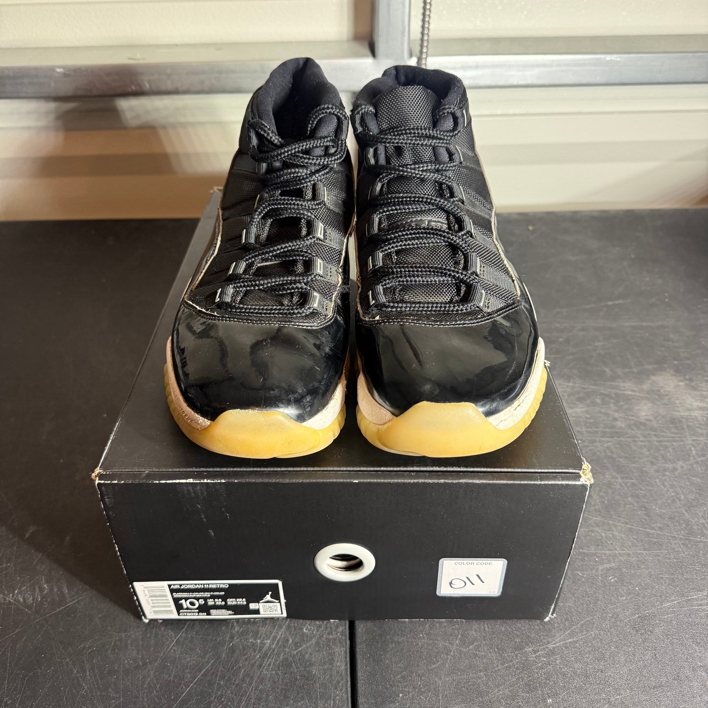 Size 10.5 - AJ 11 Jubilee
