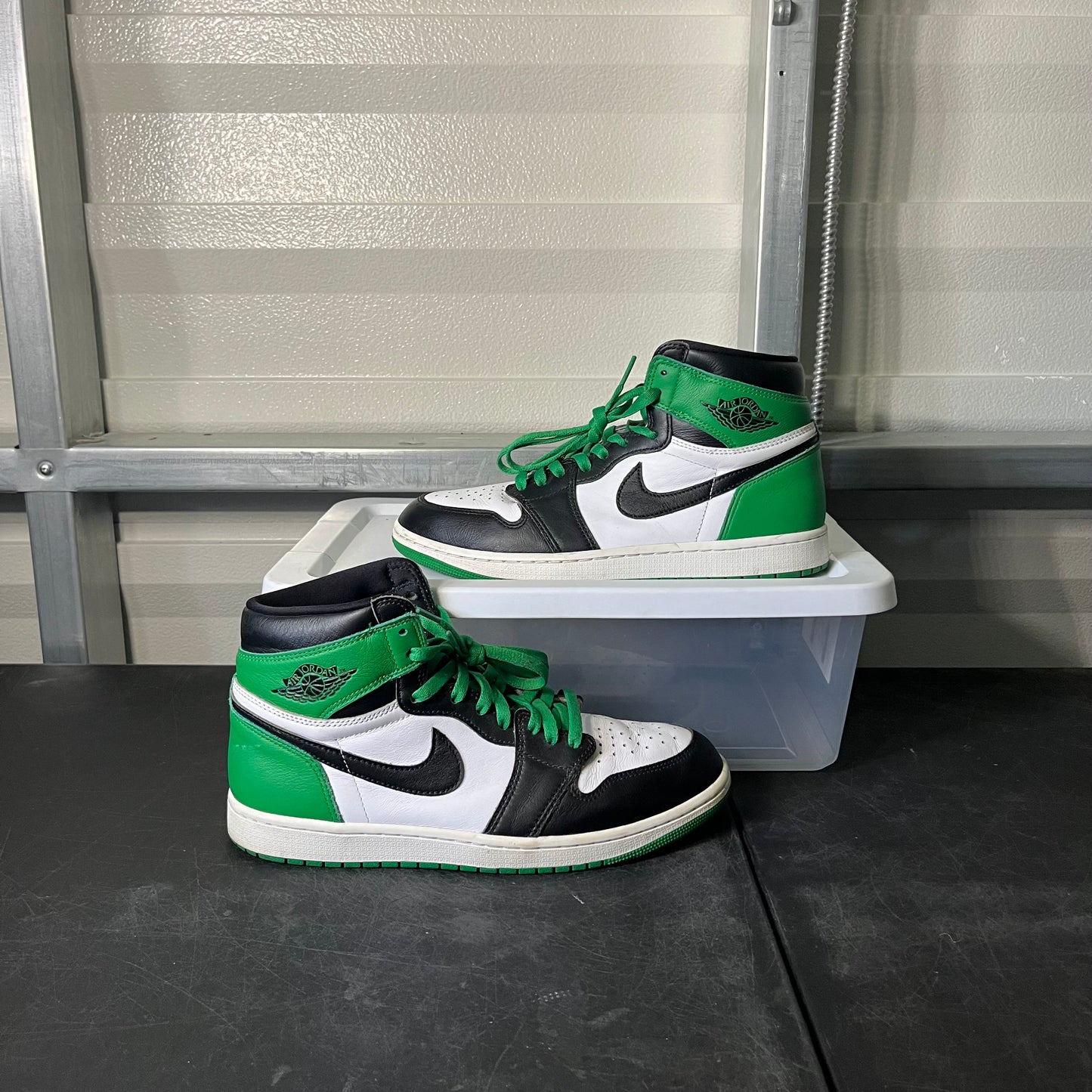 Size 10.5 - AJ 1 Lucky Green