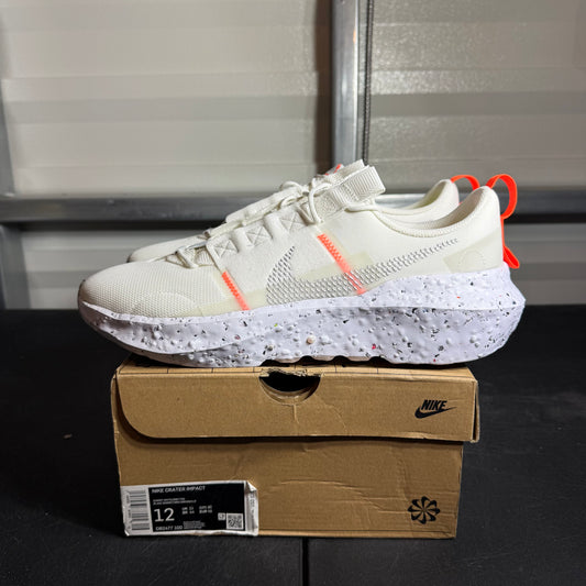 Size 12 - Crater Impact Summit White Hyper Crimson