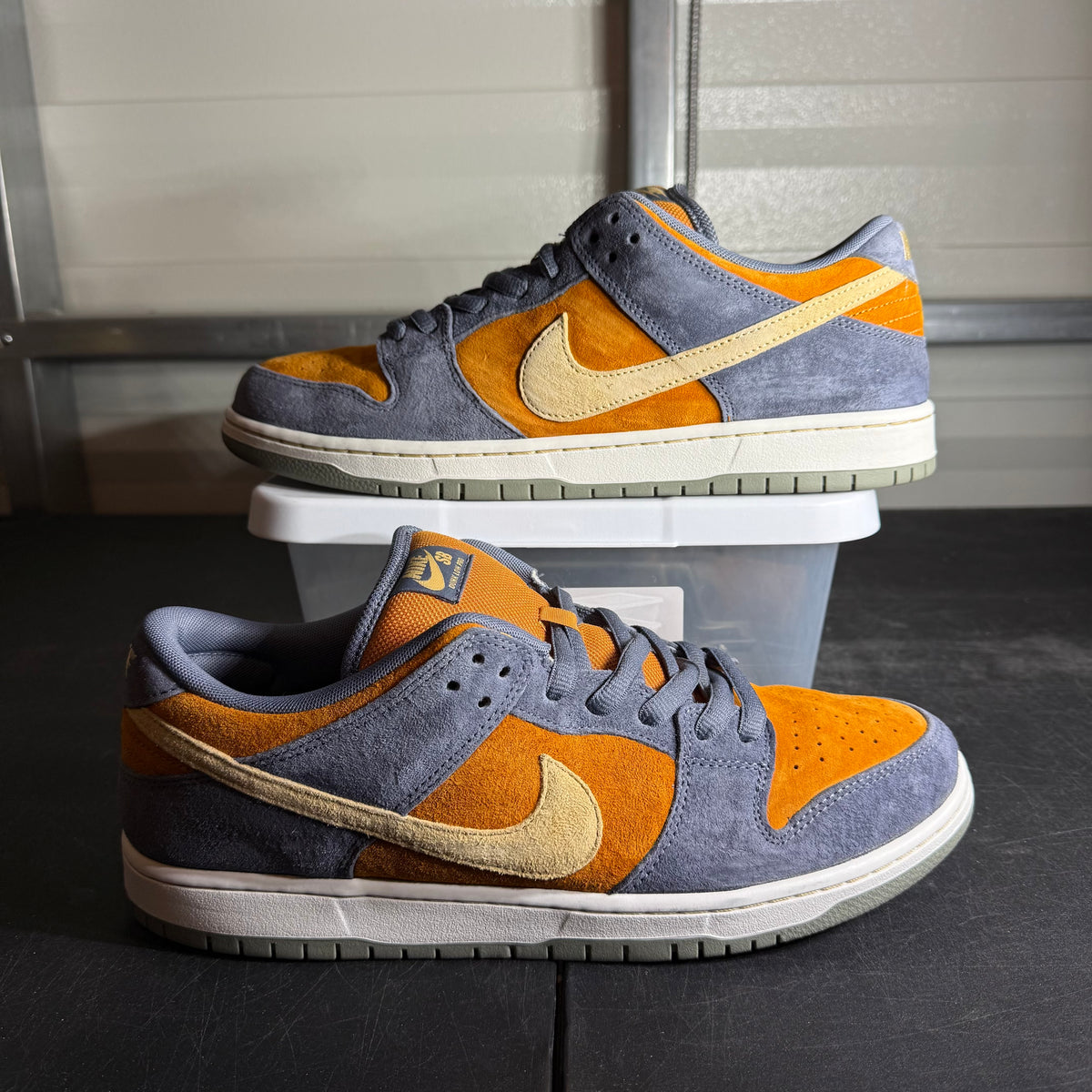 Size 13 - Dunk SB Low Light Carbon Monarch