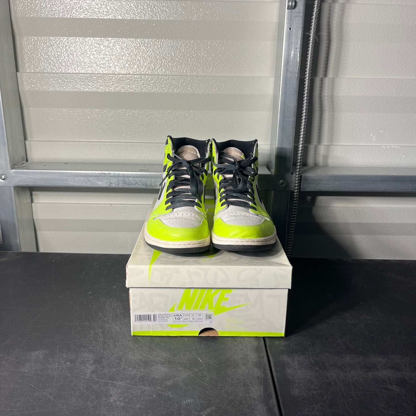 Size 10.5 - AJ 1 Visionaire