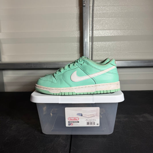 Size 6Y - Dunk Low Emerald Rise