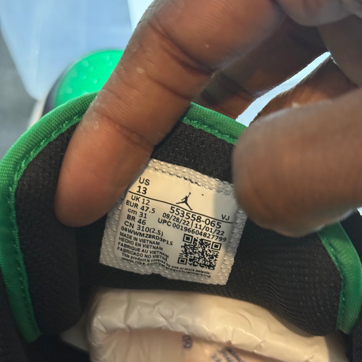Size 13 - AJ 1 Low Black Lucky Green