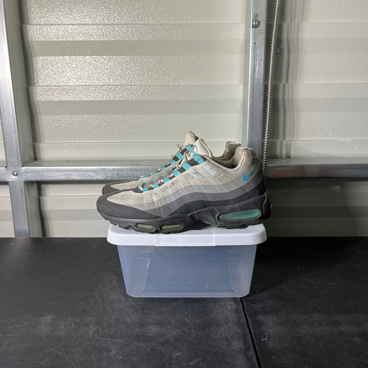 Size 12 - Air Max 95 Tide Pool Blue