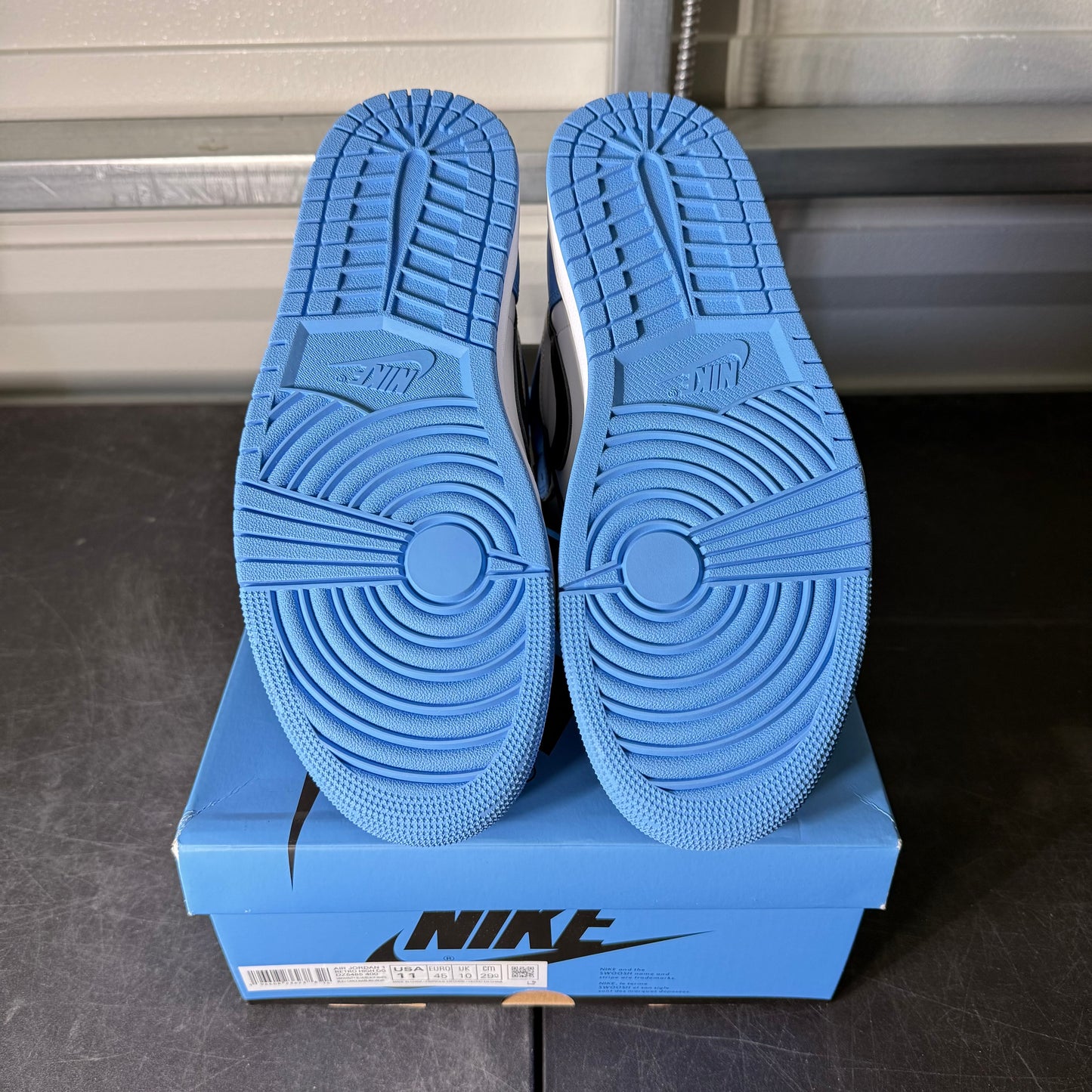 Size 11 - AJ 1 UNC Toe