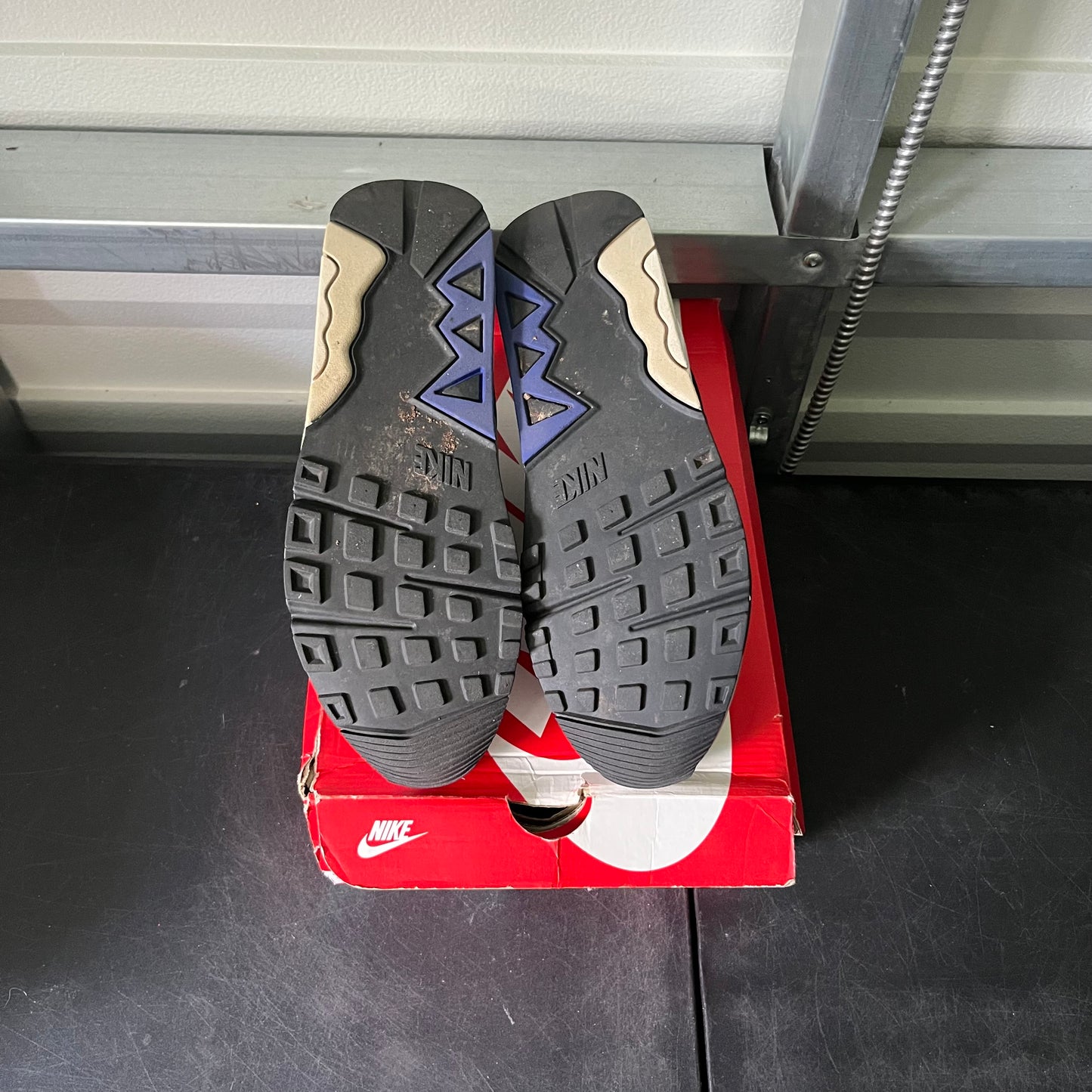 Size 10.5 - Nike Air Structure Grey Fog
