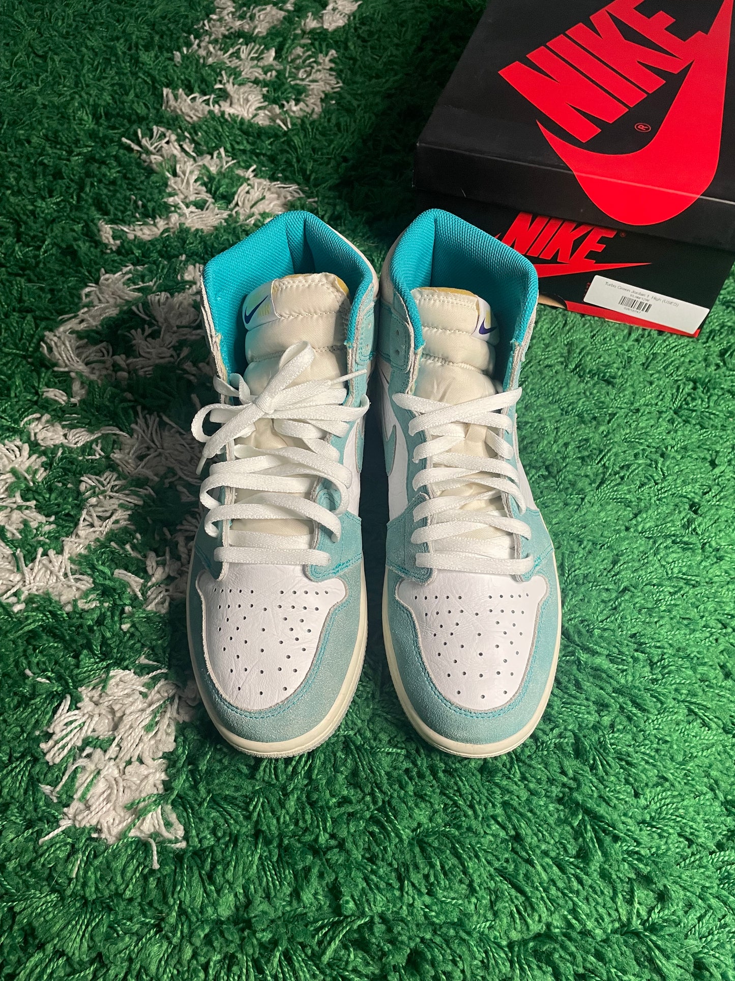 Size 10.5 - Jordan 1 Retro OG High Turbo Green