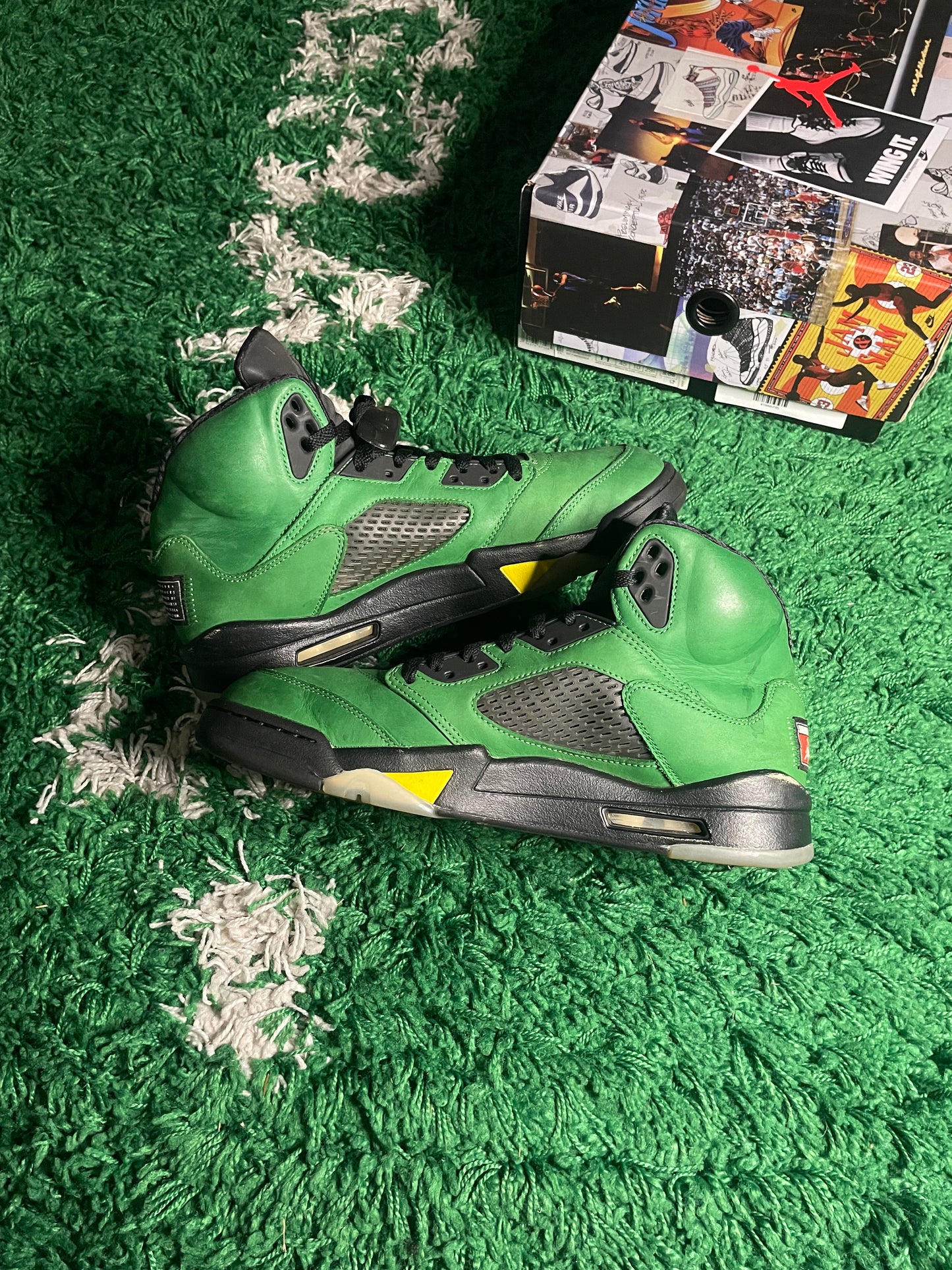 Size 11 - Jordan 5 Retro SE Oregon 2020