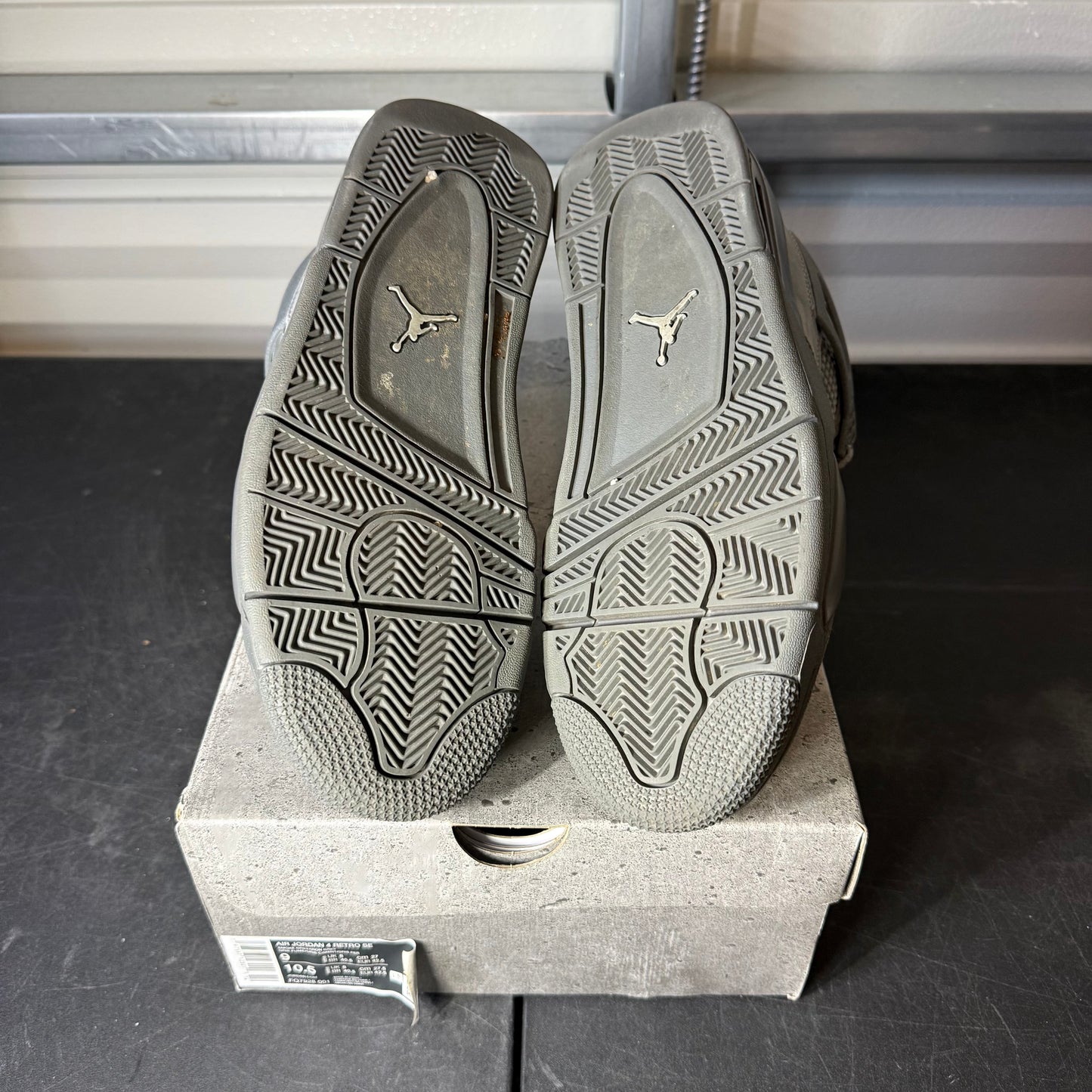 Size 9 - AJ 4 Wet Cement