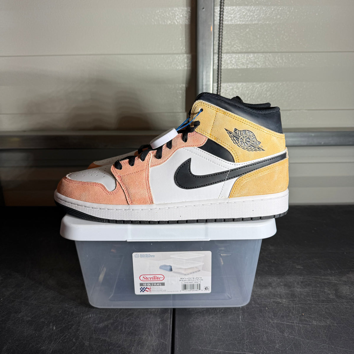 Size 12 - AJ 1 SE Mid Flight Club