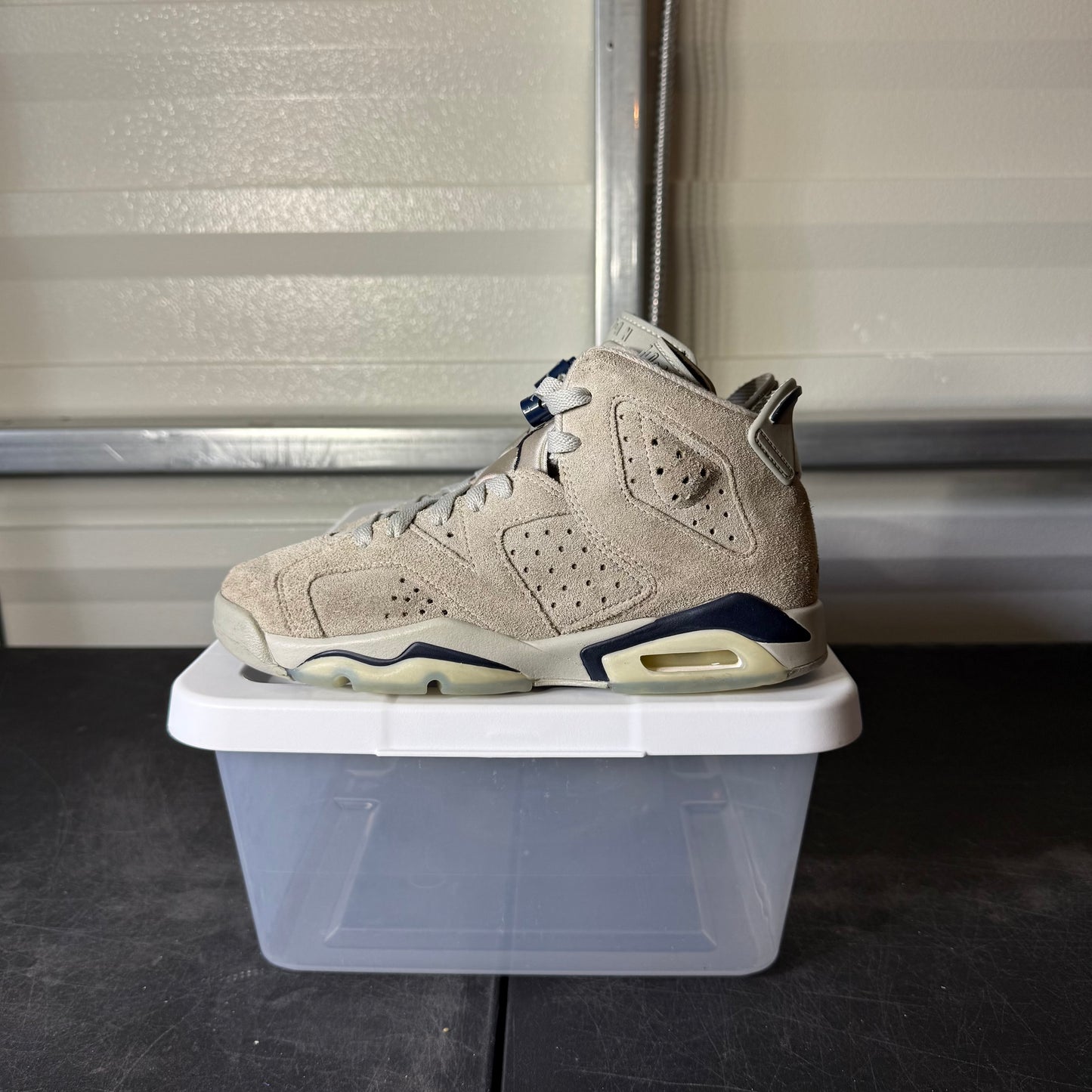 Size 4.5Y - AJ 6 Georgetown