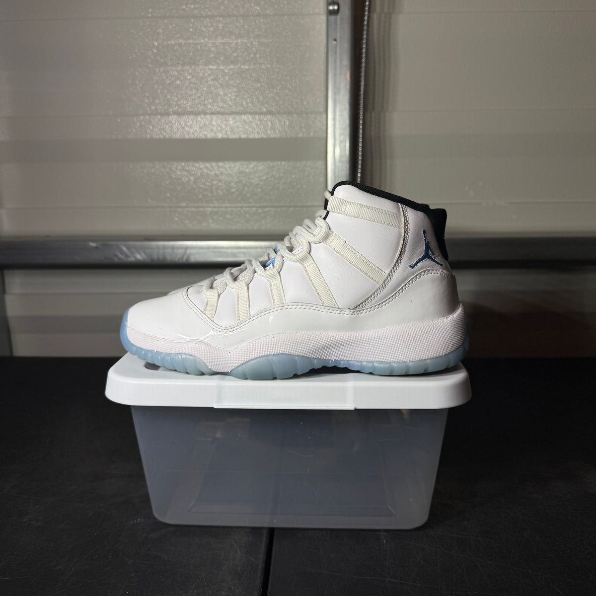 Size 7Y - AJ 11 Legend