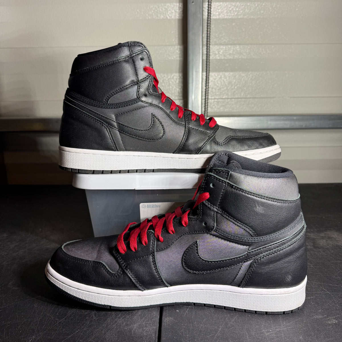 Size 12 - AJ 1 Black Gym Red