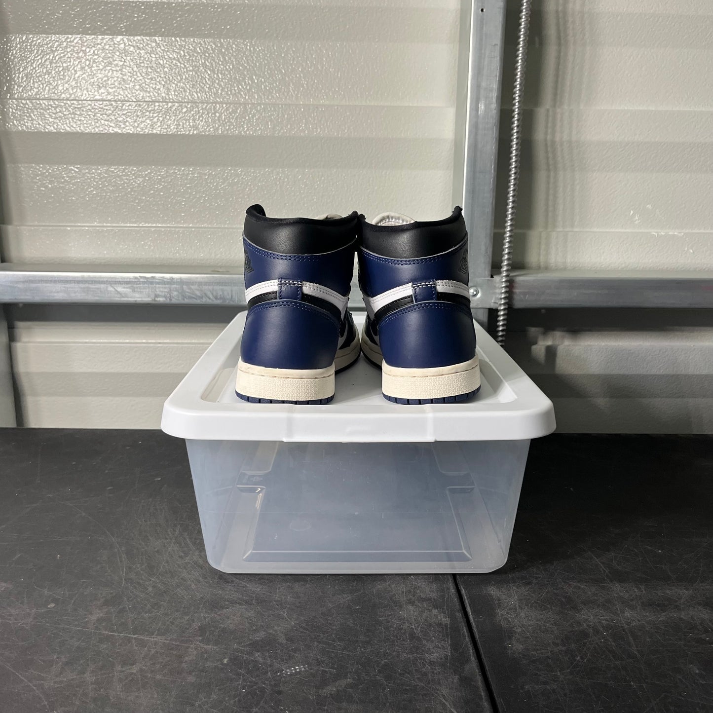 Size 5 - AJ 1 Midnight Navy