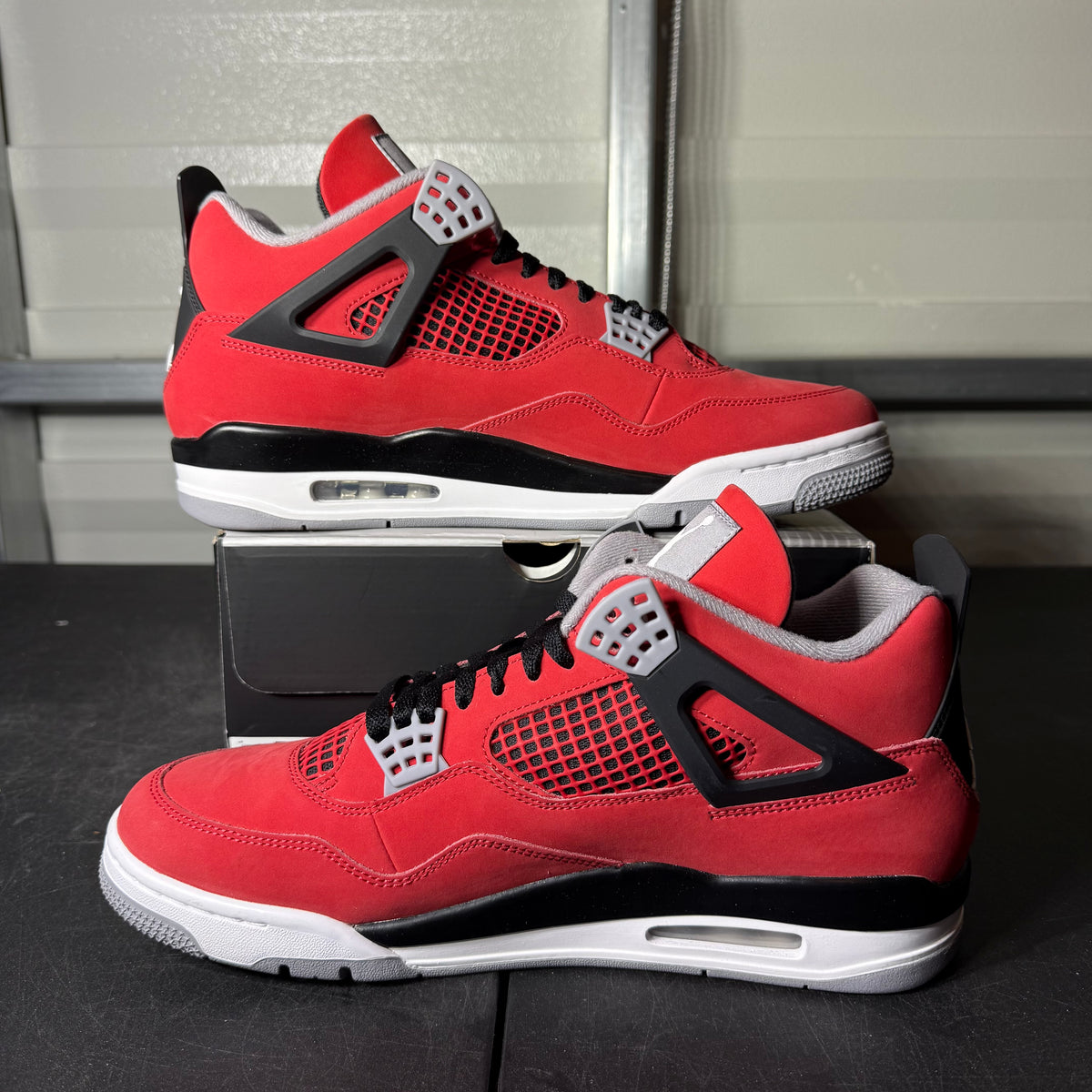 Size 12 - AJ 4 Toro Bravo
