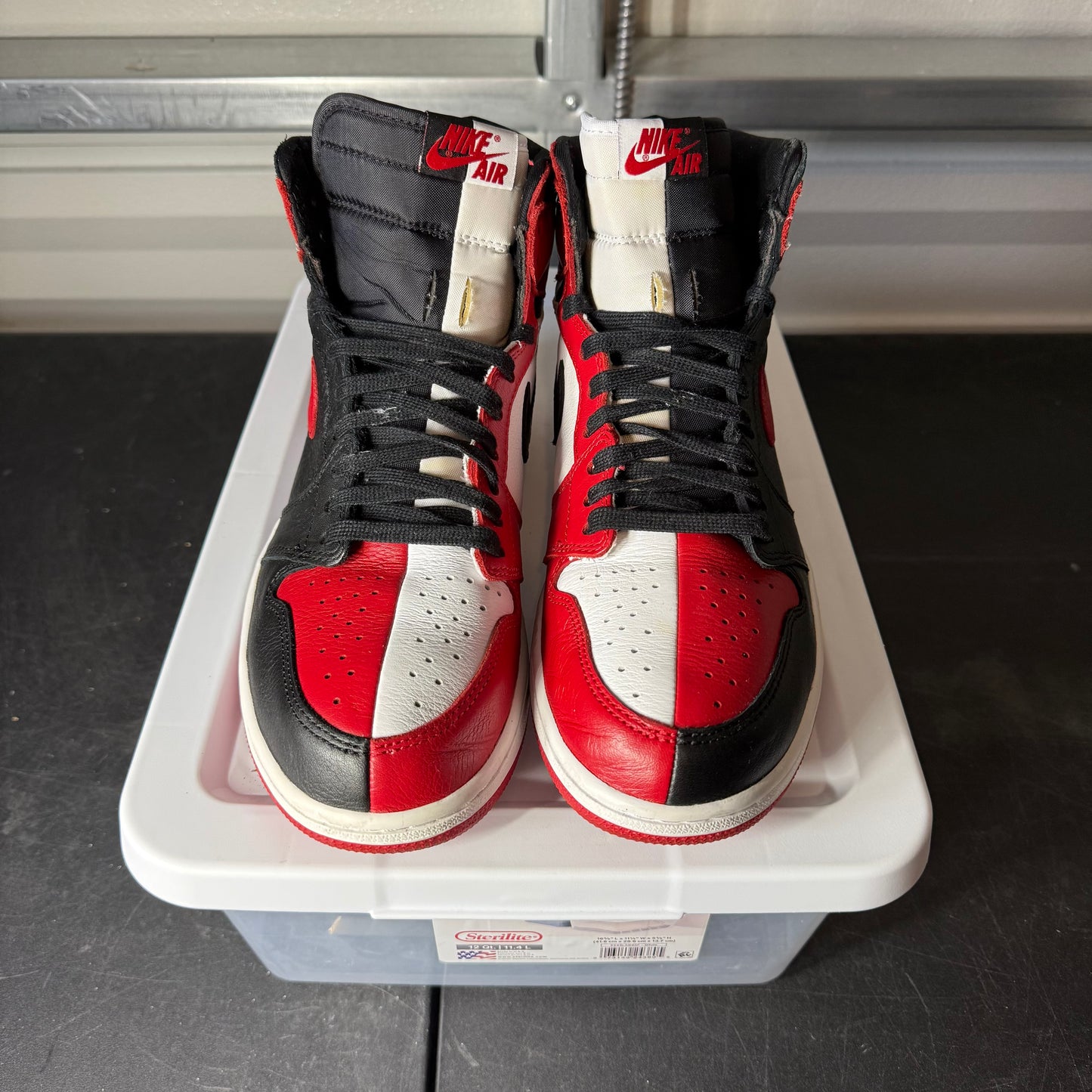 10.5 - AJ 1 Homage 2 Home