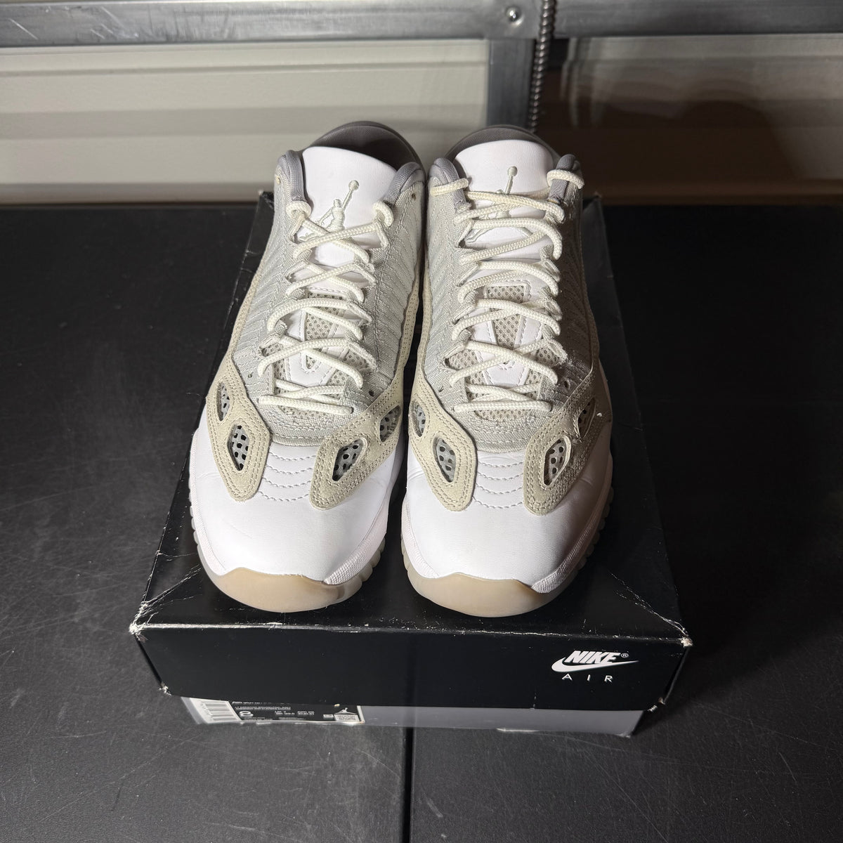Size 8 - AJ 11 Low IE Light Orewood Brown