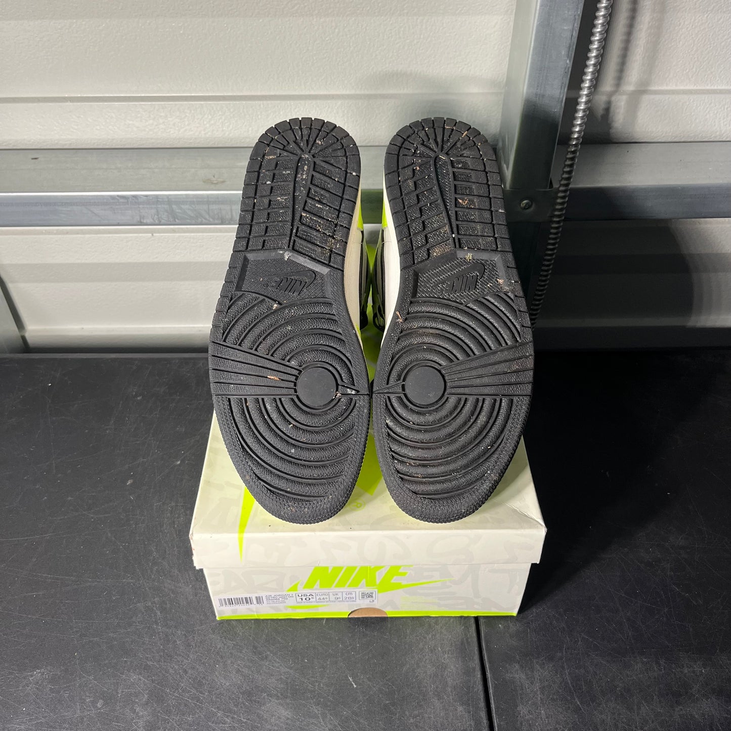 Size 10.5 - AJ 1 Visionaire