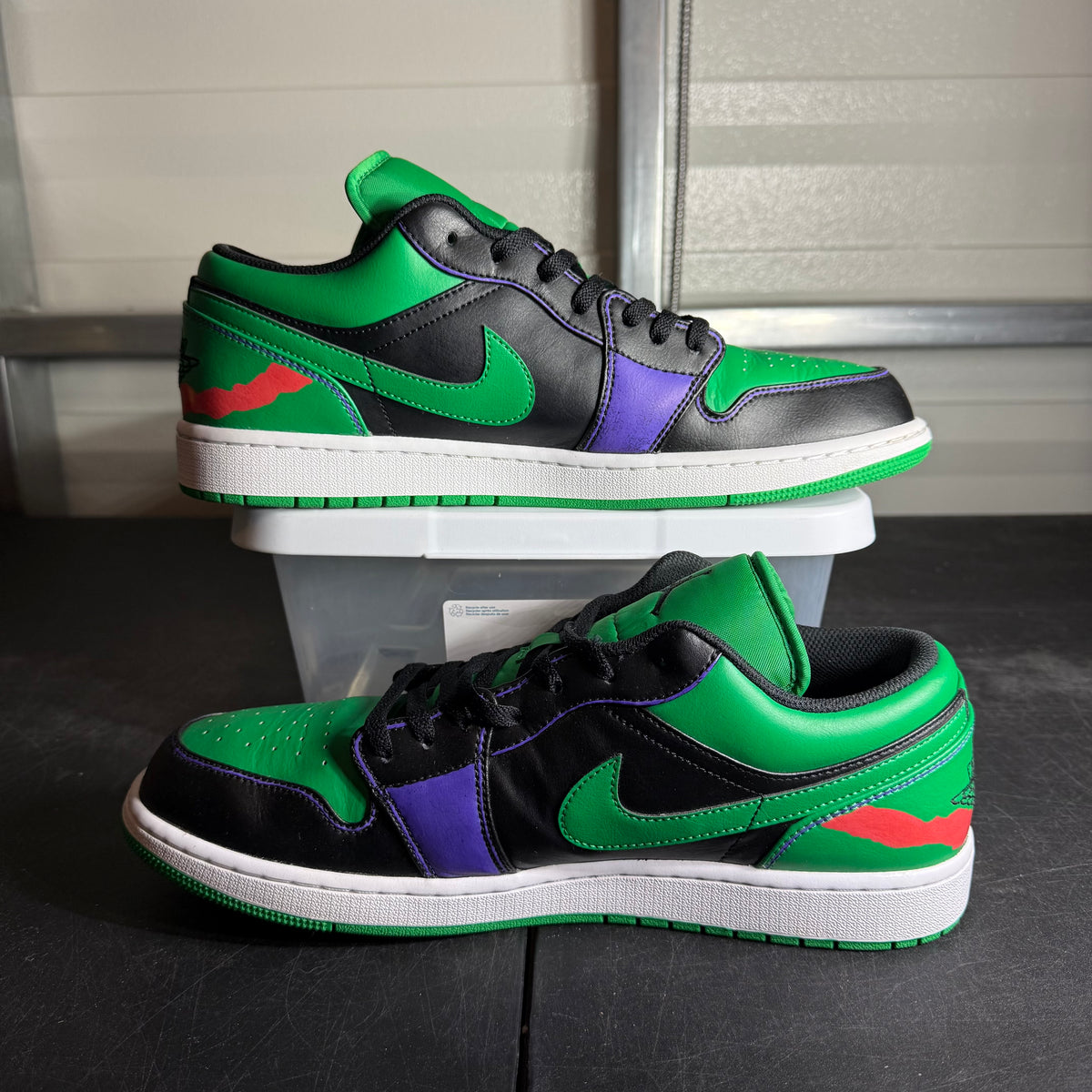 Size 13 - AJ 1 Low Black Lucky Green