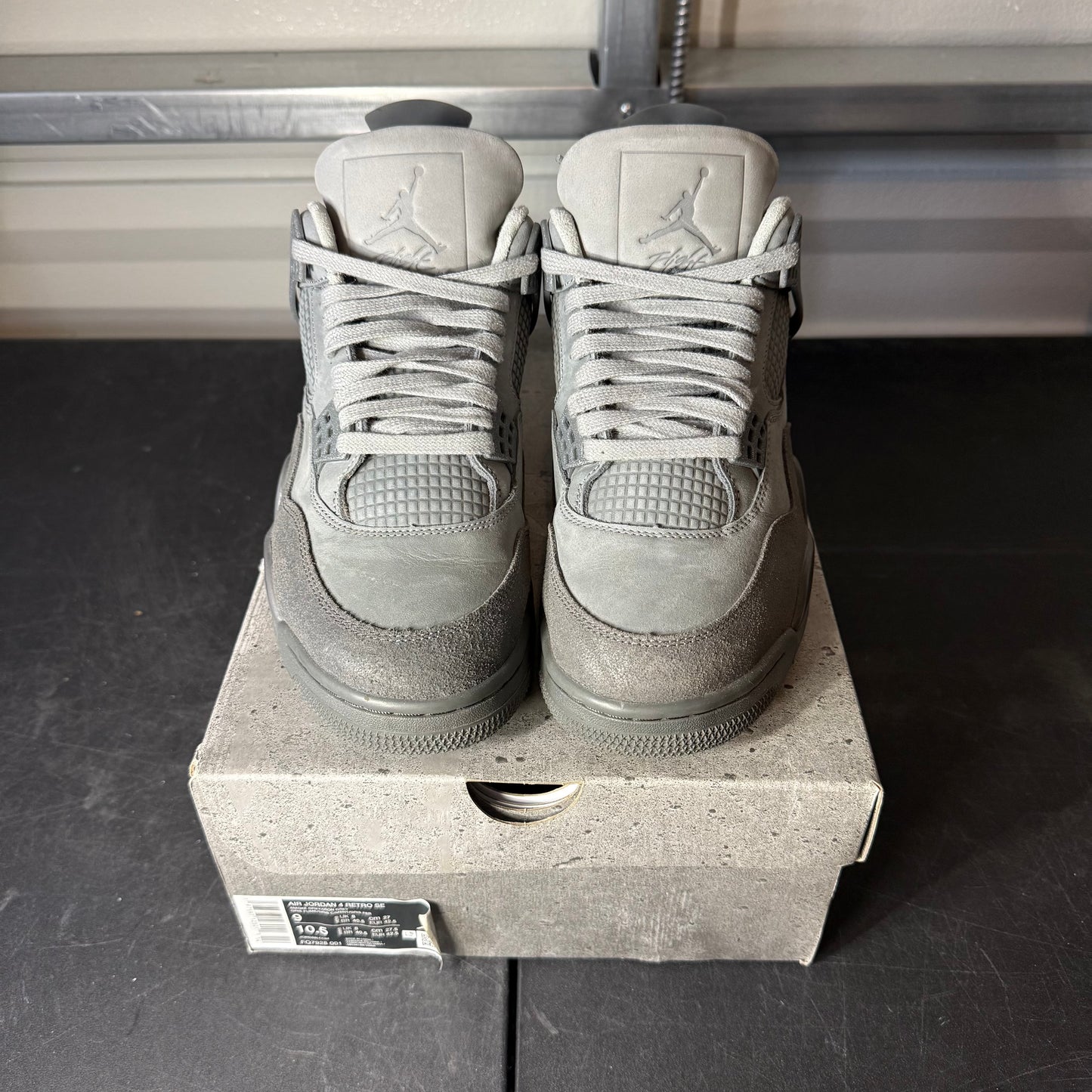 Size 9 - AJ 4 Wet Cement