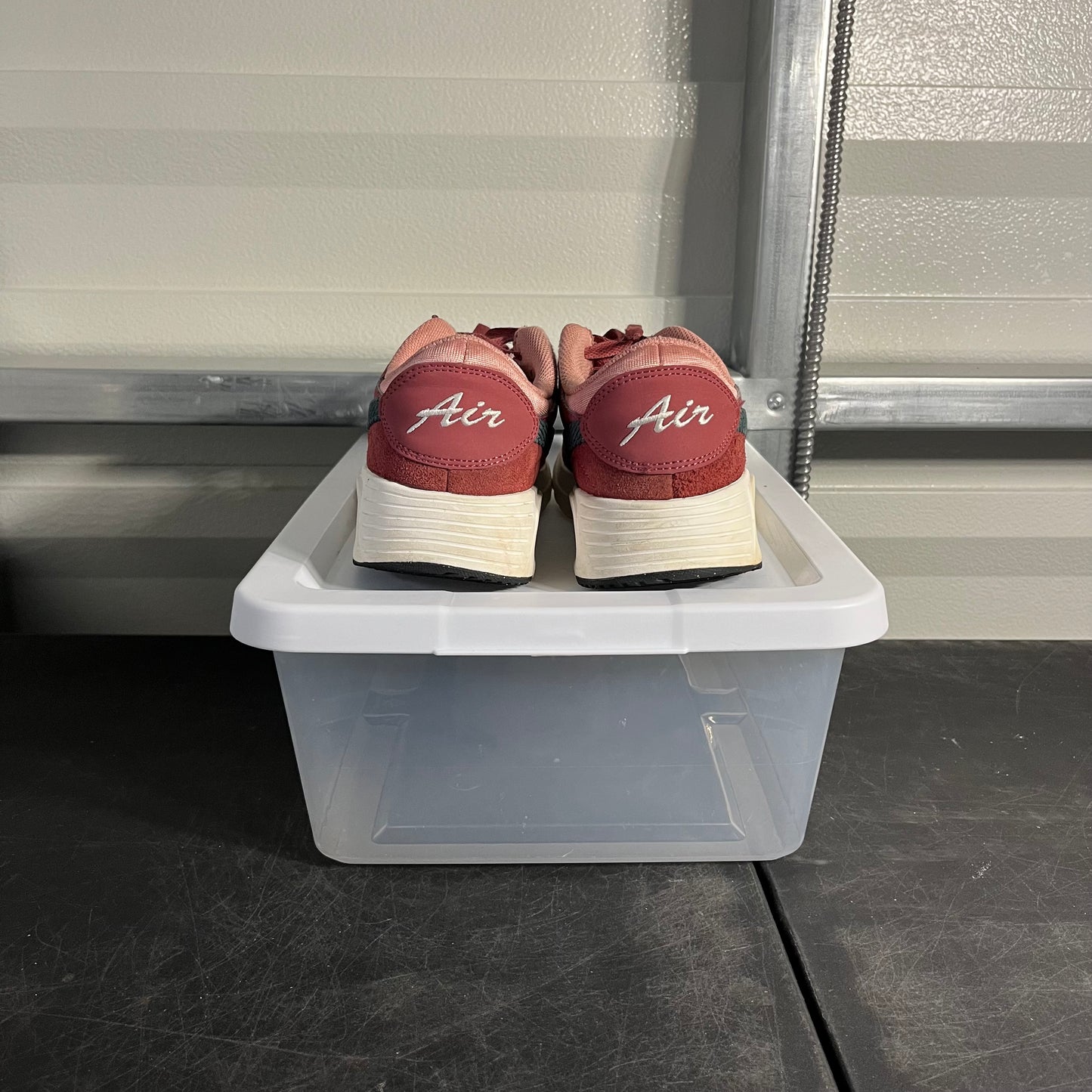 Size 10 - Air Max SE Red Stardust