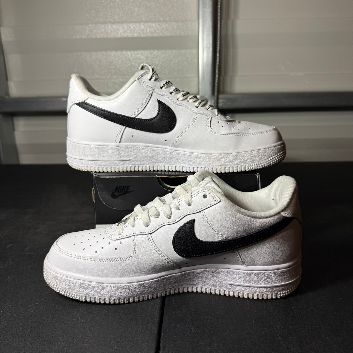 Size 8 - Air Force 1 Supreme White Black Swoosh