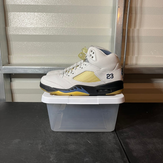 Size 12W - AJ 5 A Ma Maniére Dawn