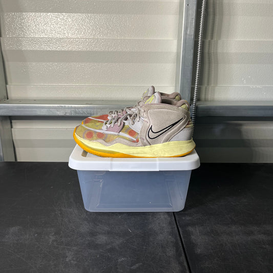 Size 8 - Kyrie Infinity Iris Whisper Plum Fog