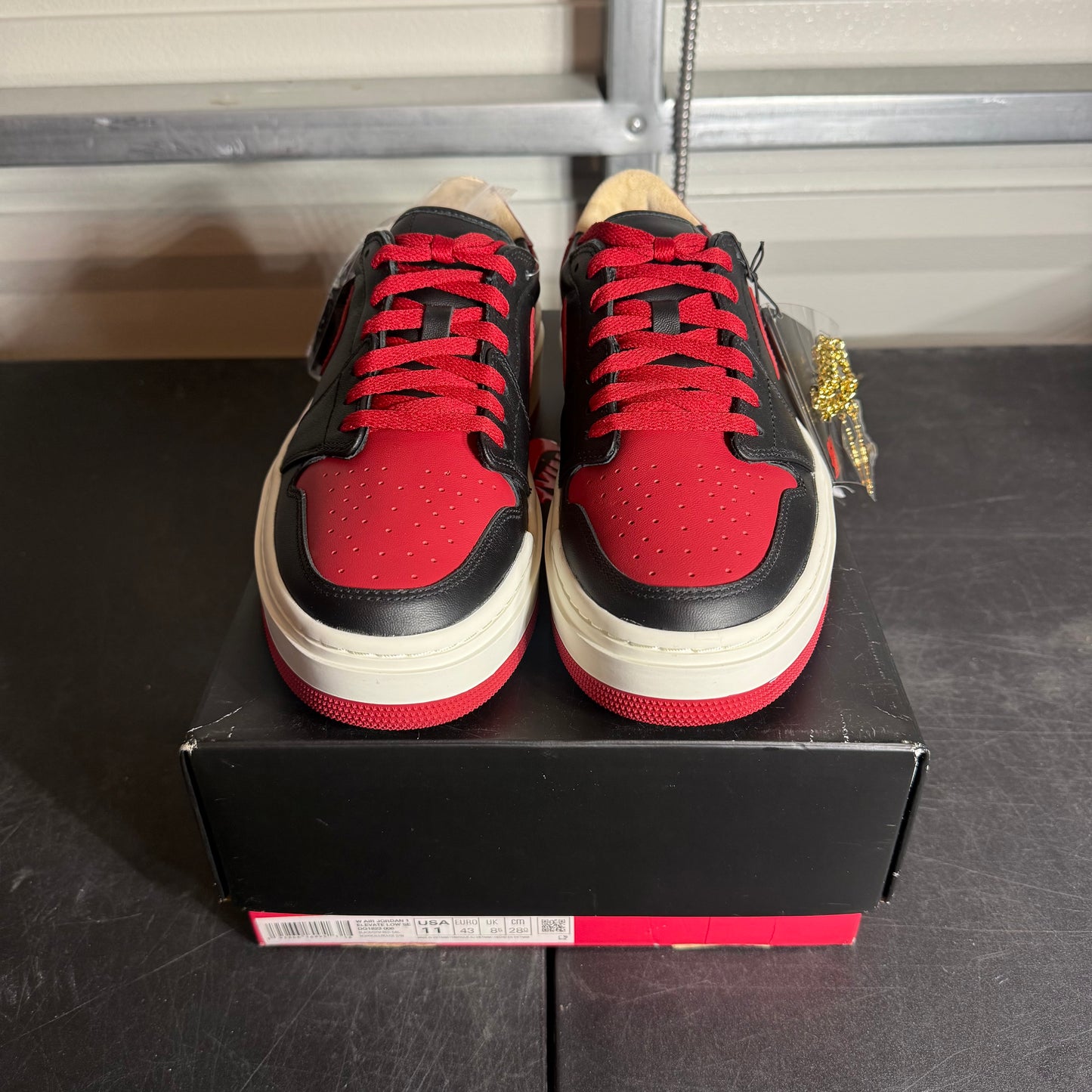 Size 11 - AJ 1 Elevate Low SE Bred