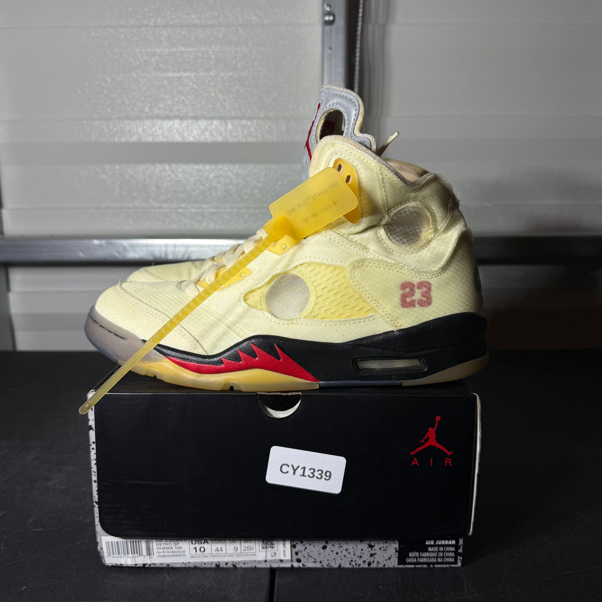 Size 10 - AJ 5 Off-White Sail