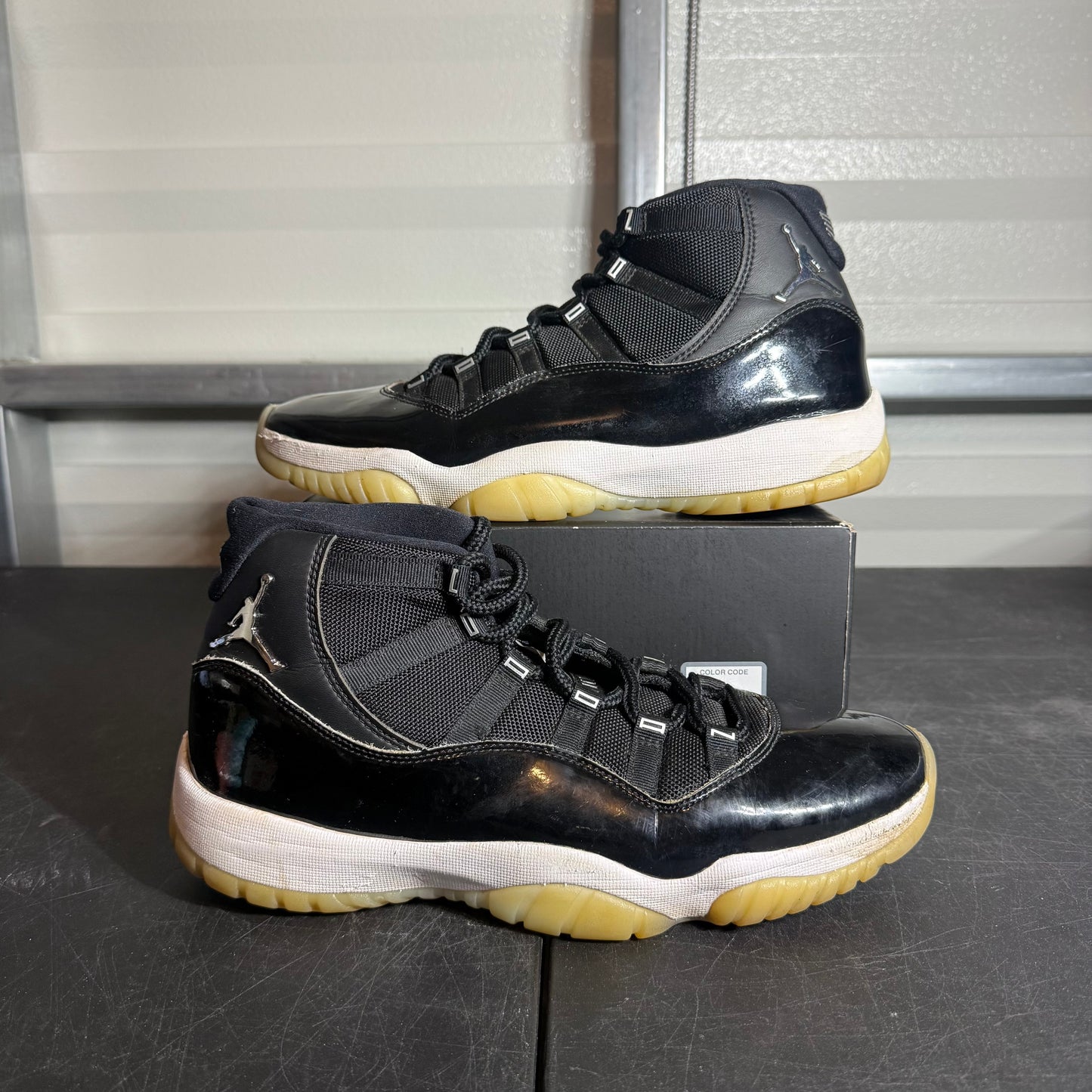 Size 10.5 - AJ 11 Jubilee