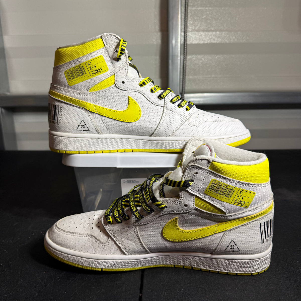 Size 12 - AJ 1 First Class Flight