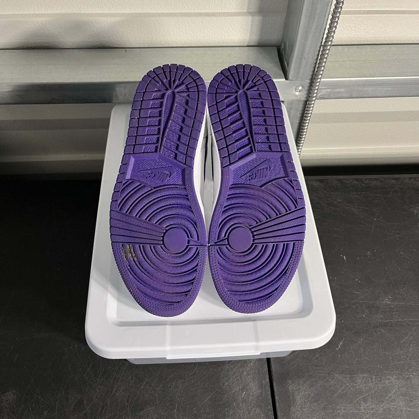 Size 9 - AJ 1 Court Purple