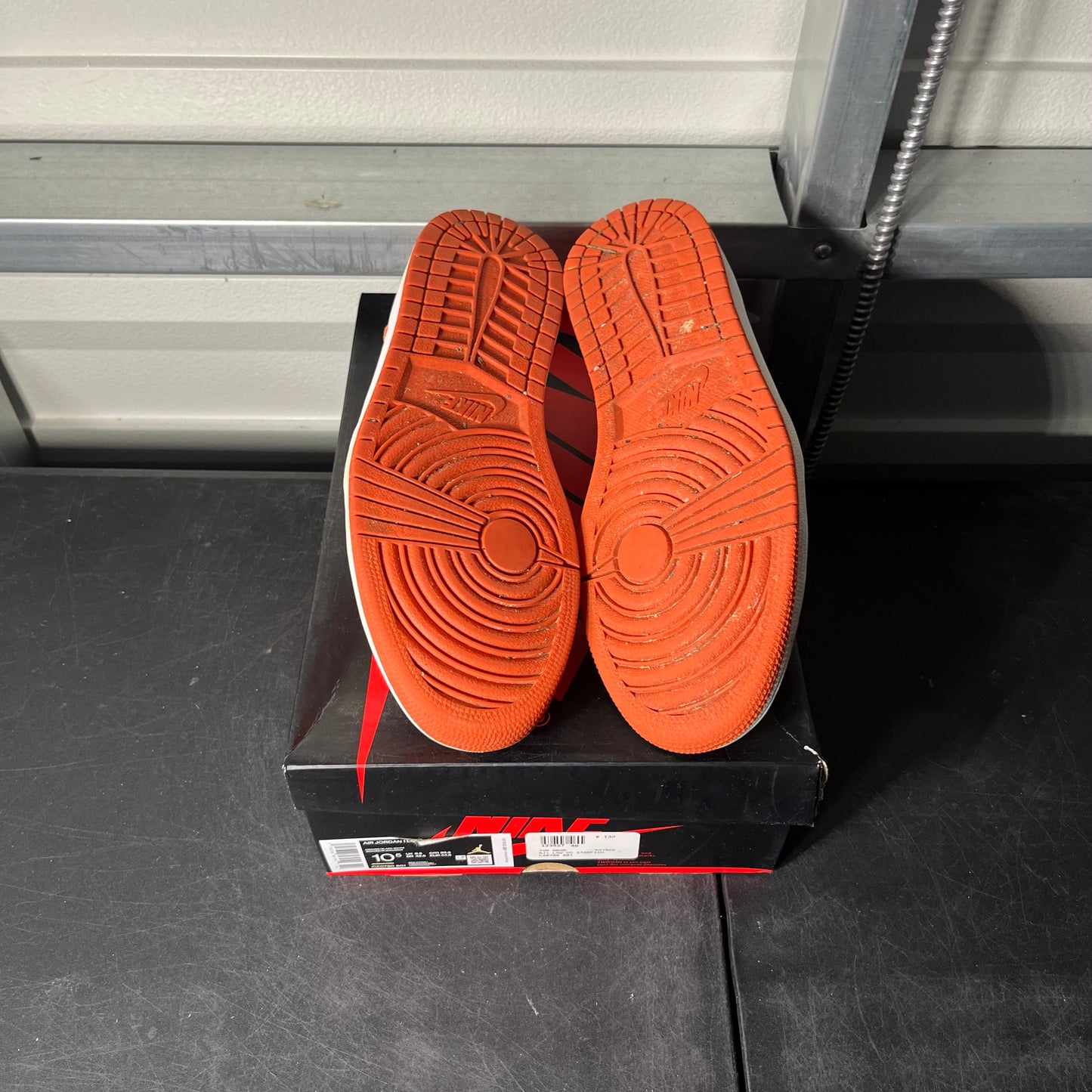 Size 10.5 - AJ 1 Low Starfish