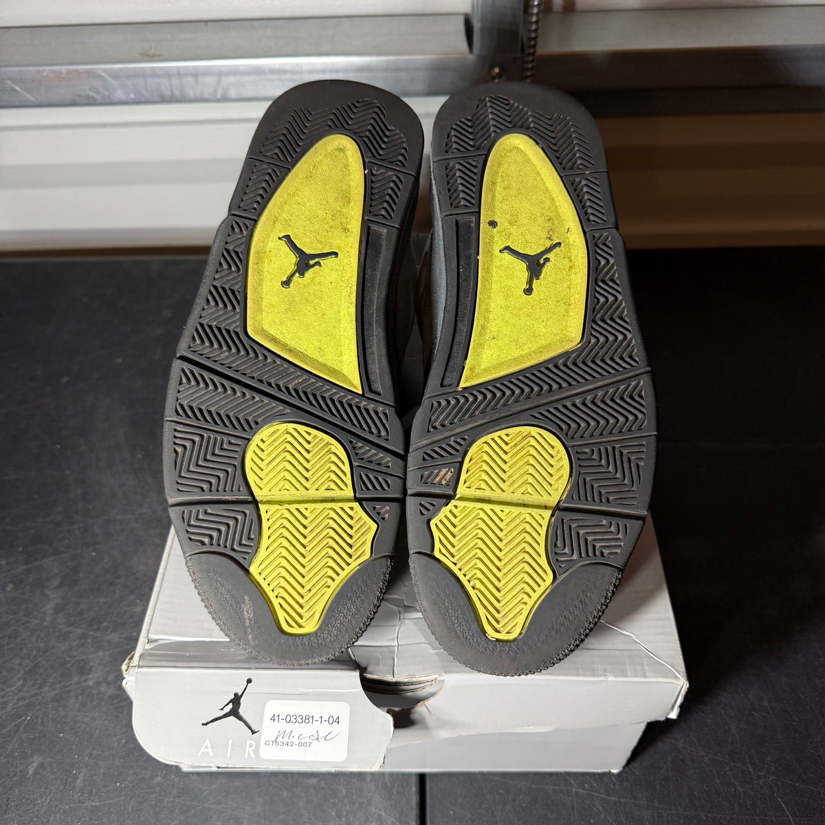 Size 11 - AJ 4 Neon