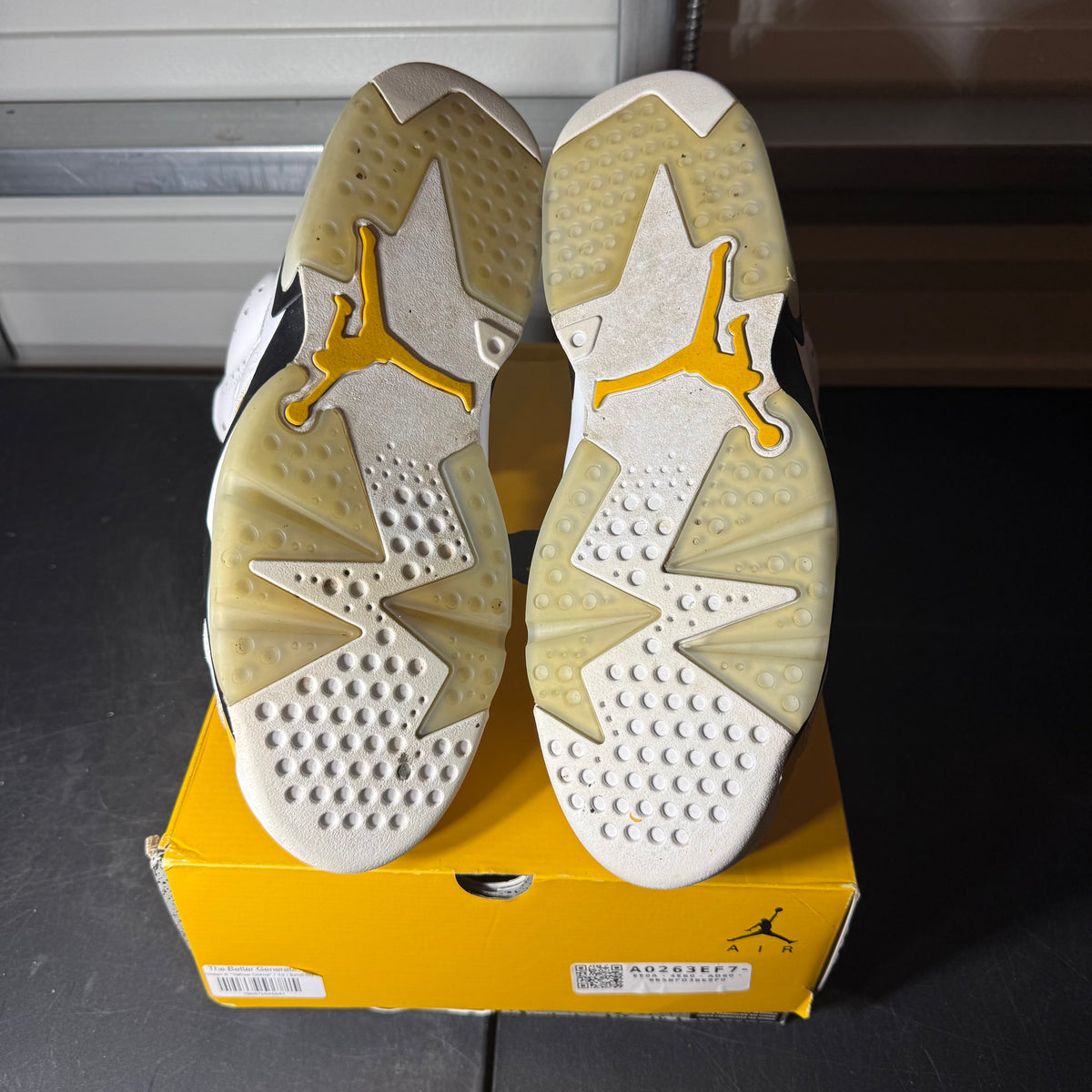 Size 13 - AJ 6 Yellow Ochre