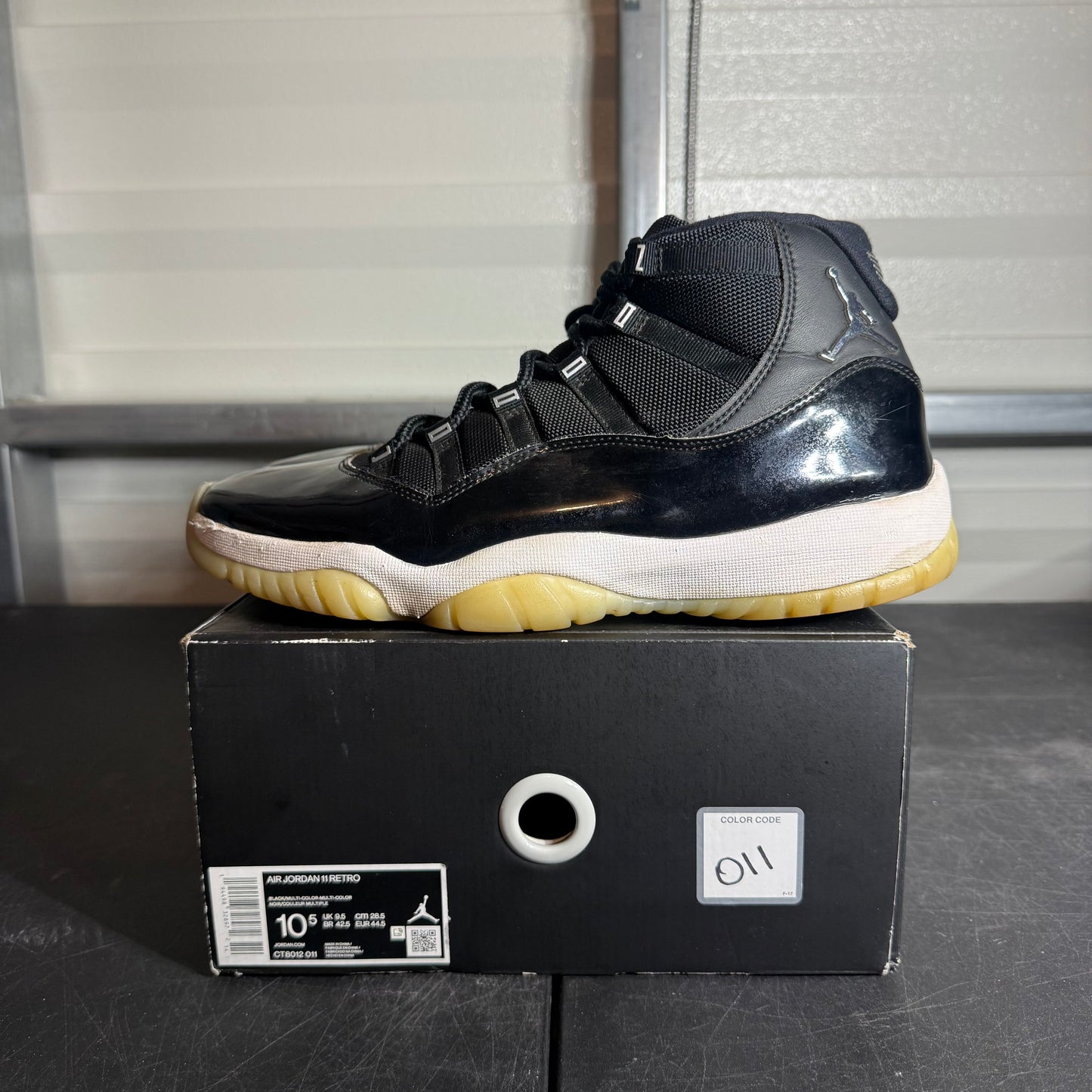 Size 10.5 - AJ 11 Jubilee