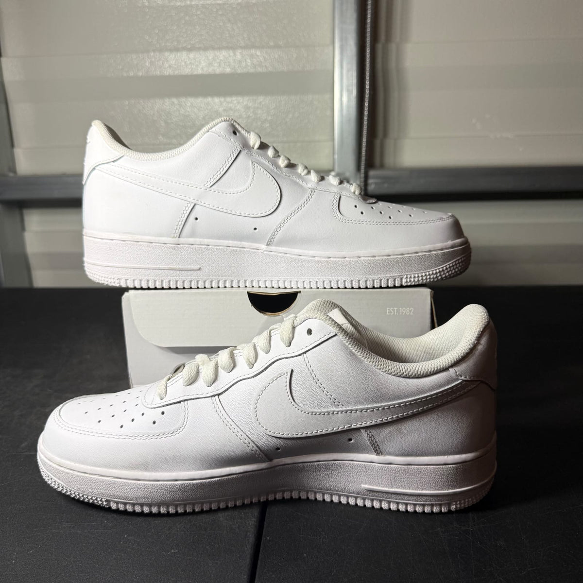 Size 11 - AF 1 Low White