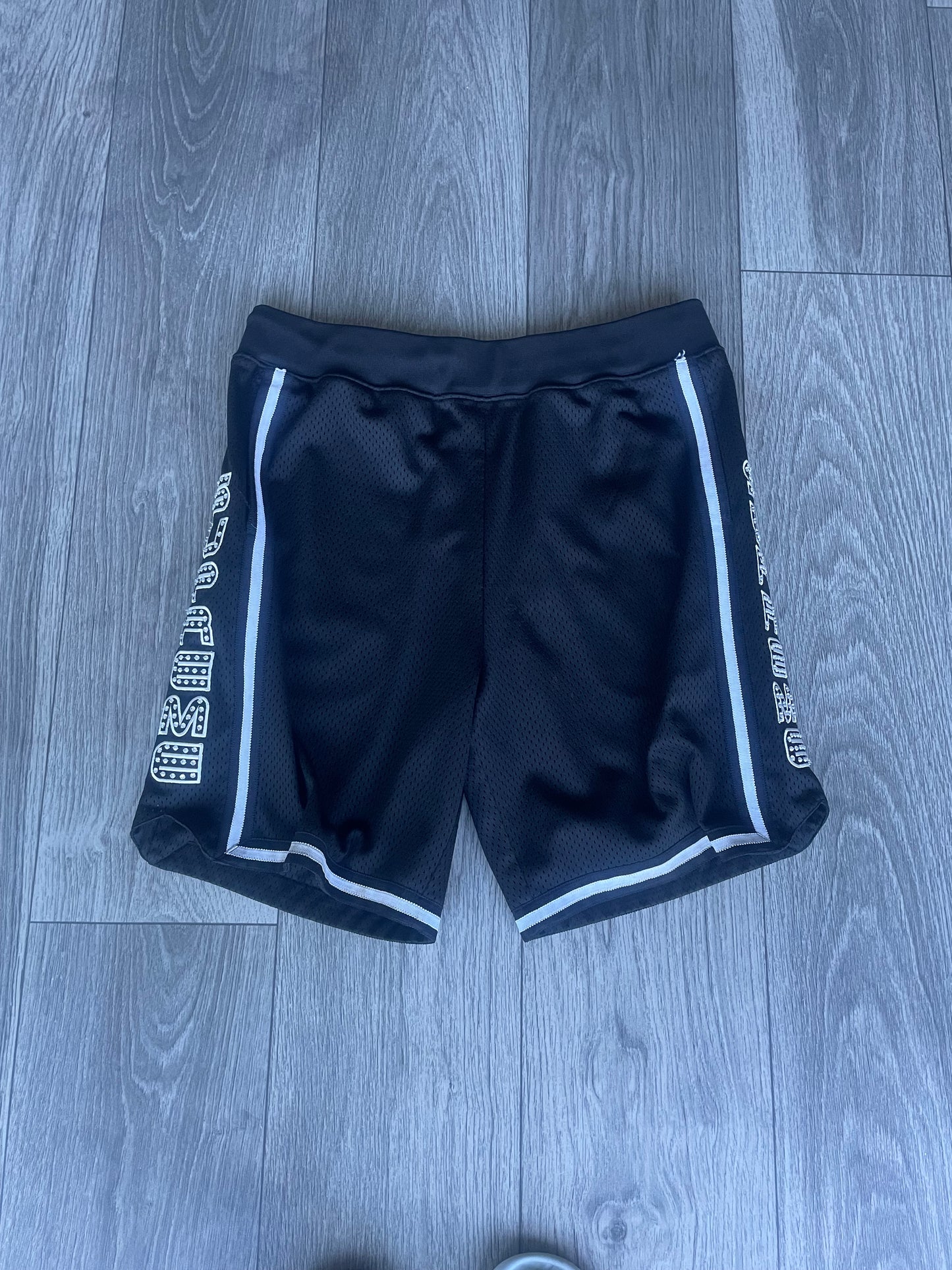 Size Medium - Supreme Shorts