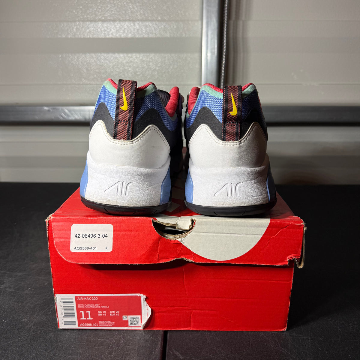 Size 11 - Air Max 200 Royal Pulse