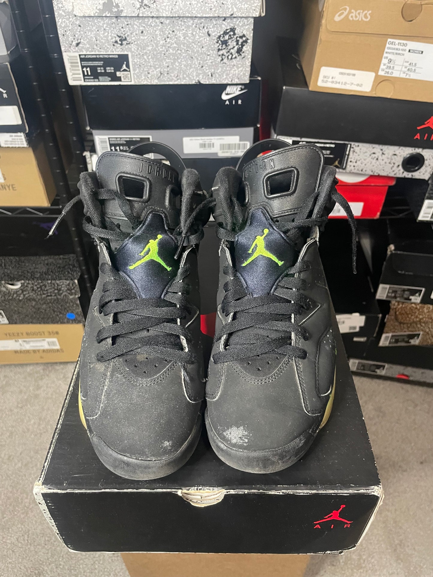 Size 7.5 - Jordan 6 Retro Electric Green 2021