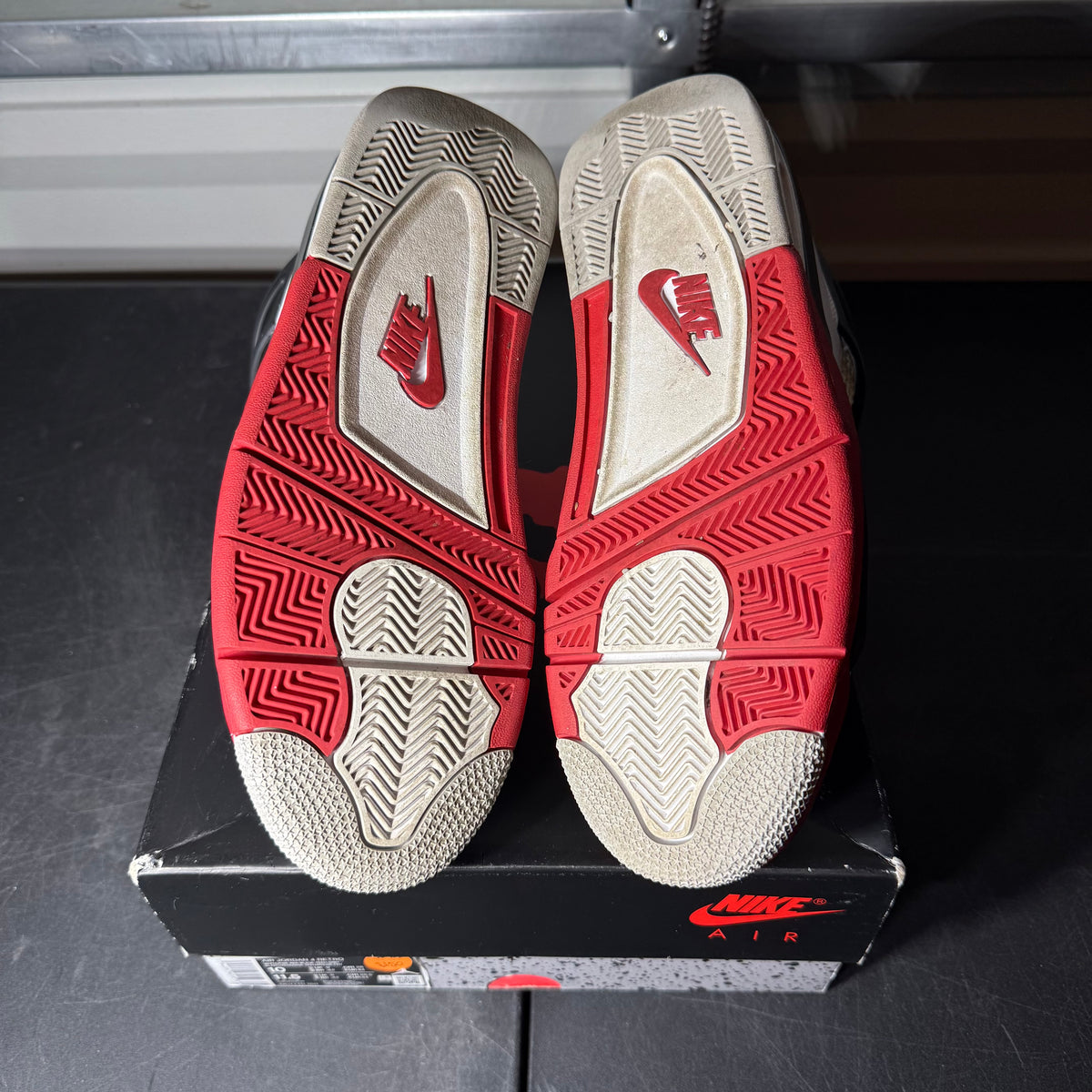 Size 10 - AJ 4 Fire Red