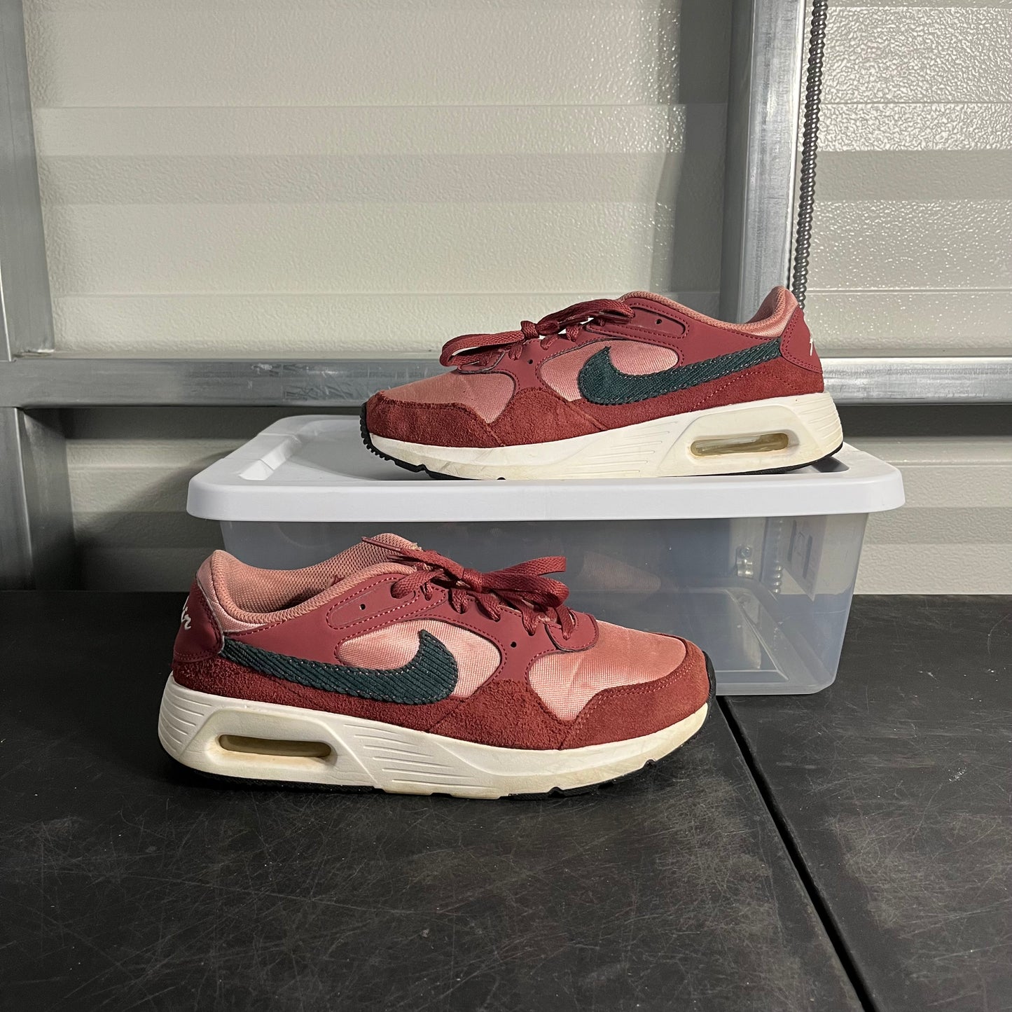 Size 10 - Air Max SE Red Stardust